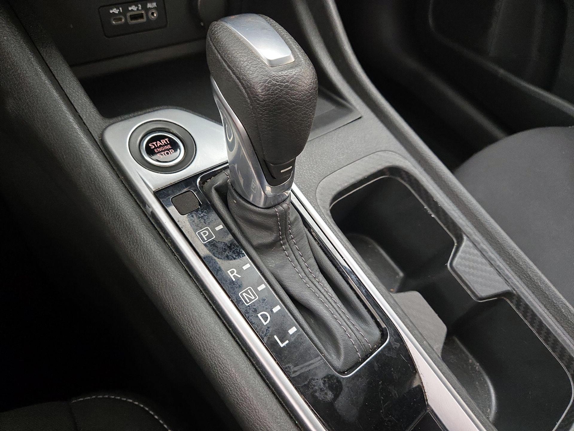 Thumbnail: 2023 Nissan Sentra - 17