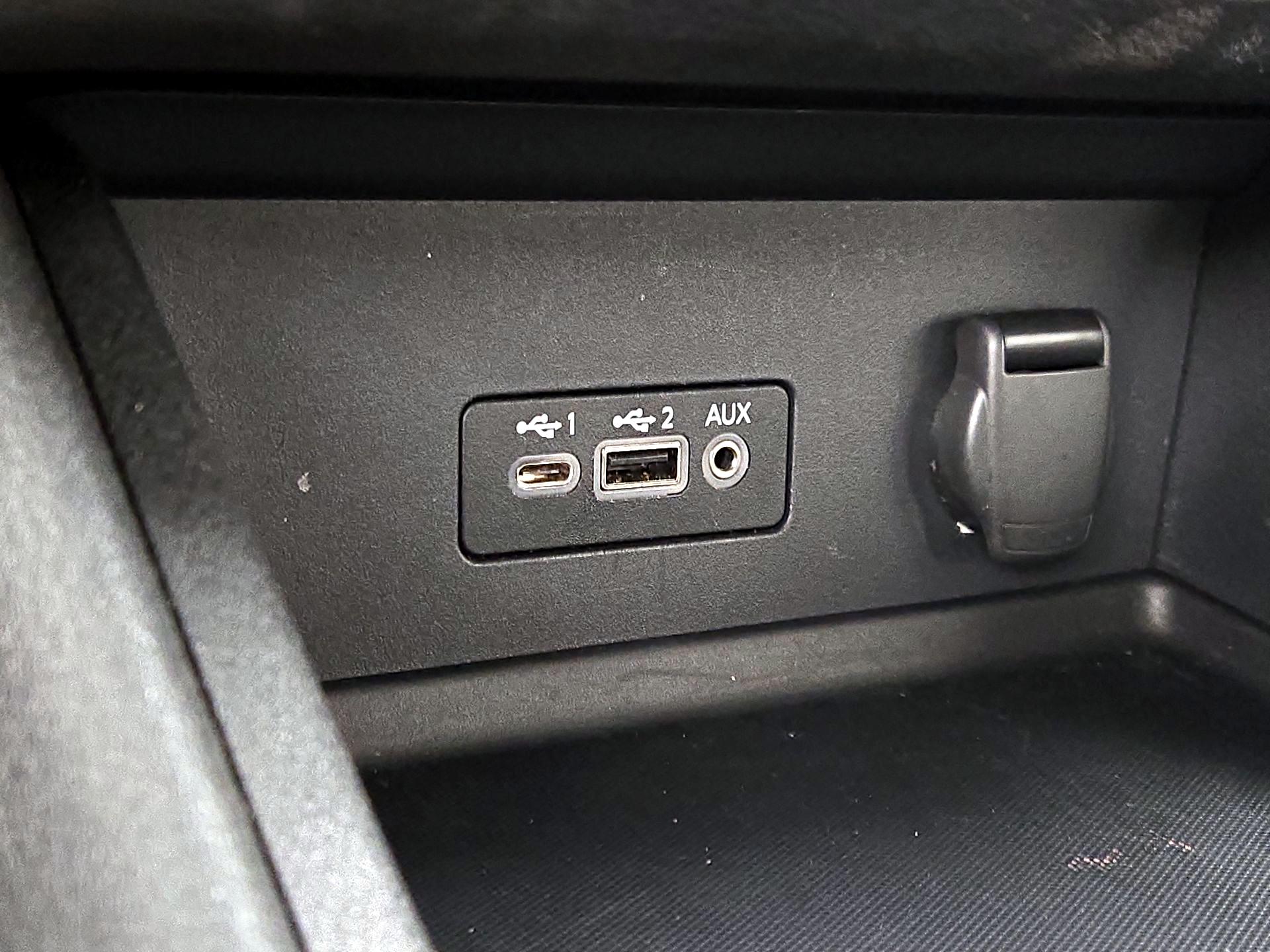 Thumbnail: 2023 Nissan Sentra - 18