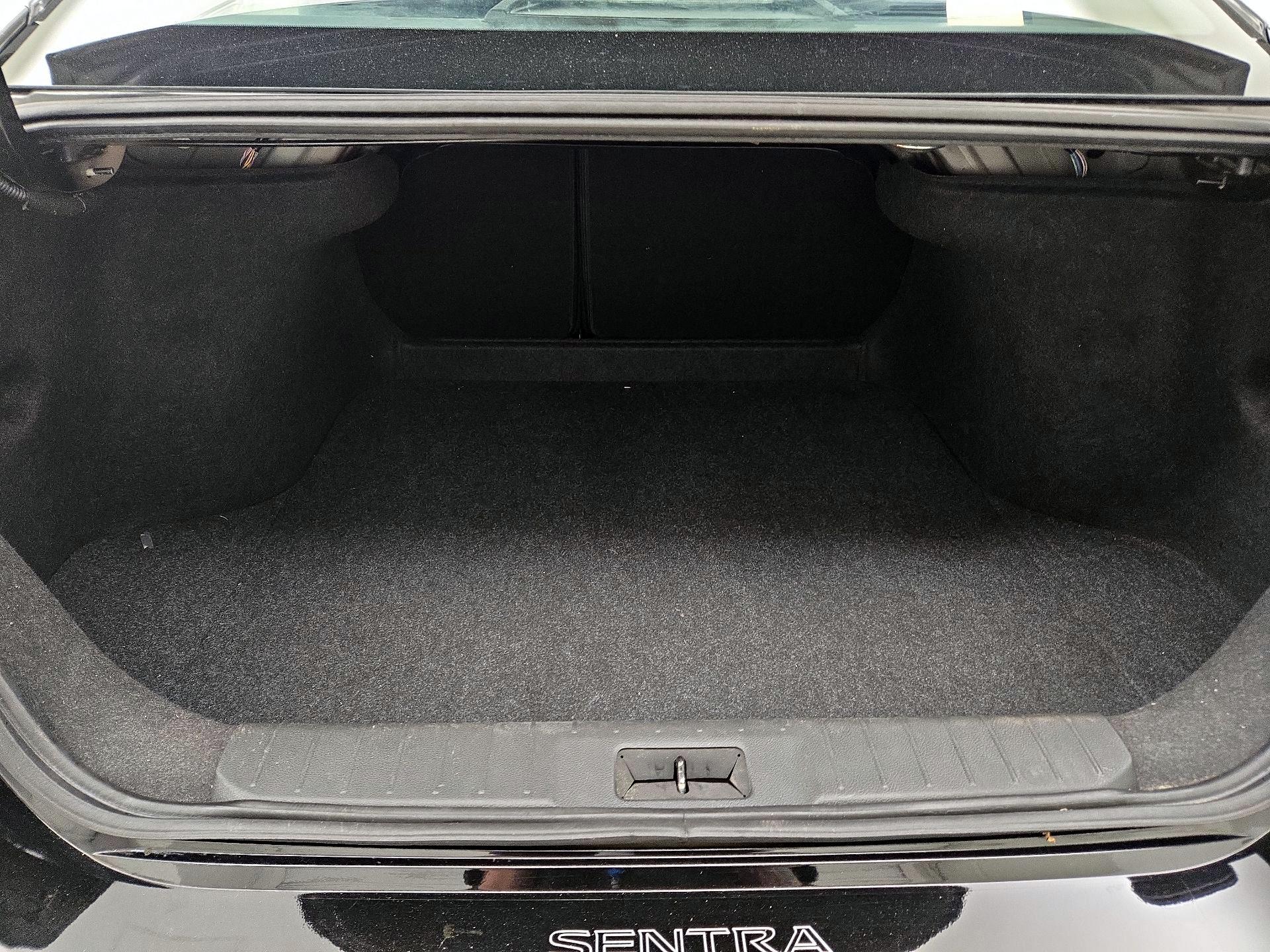 Thumbnail: 2023 Nissan Sentra - 20