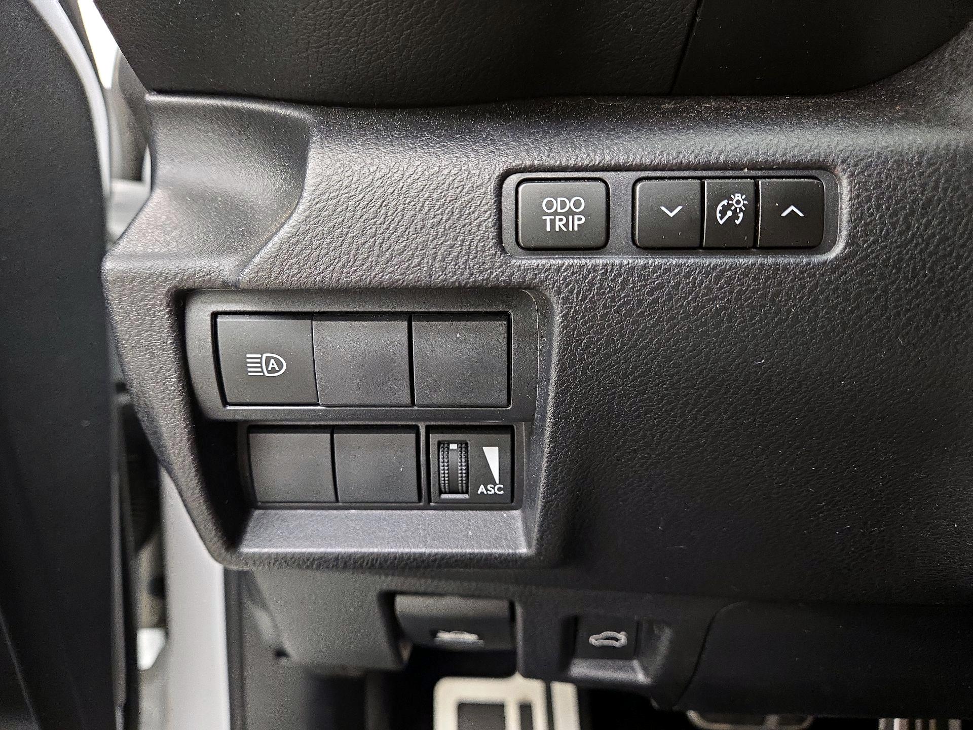 Thumbnail: 2021 Lexus IS - 13