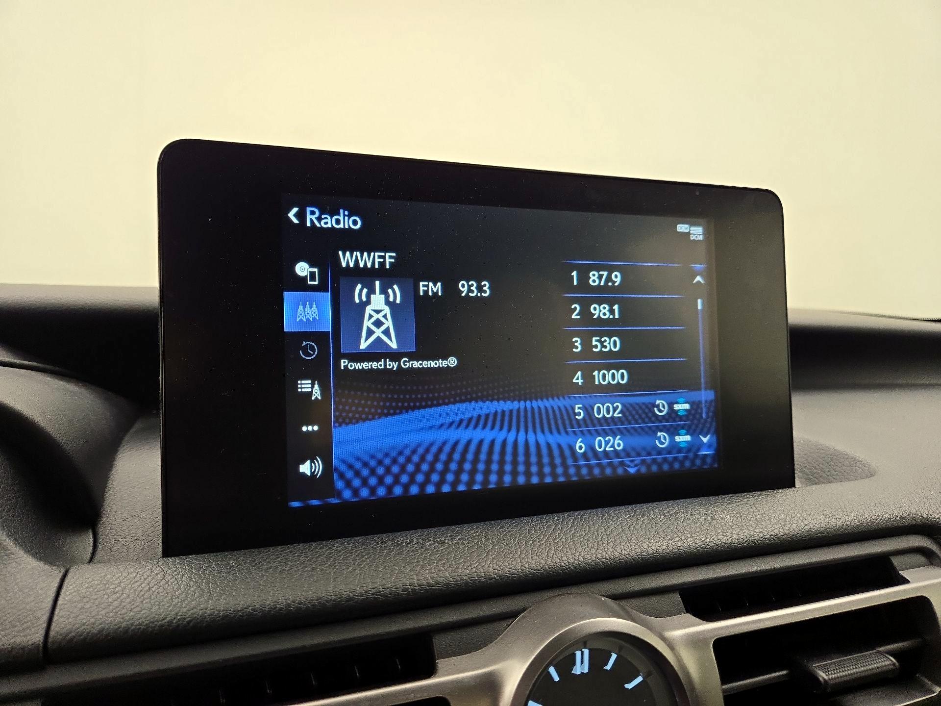 Thumbnail: 2021 Lexus IS - 15