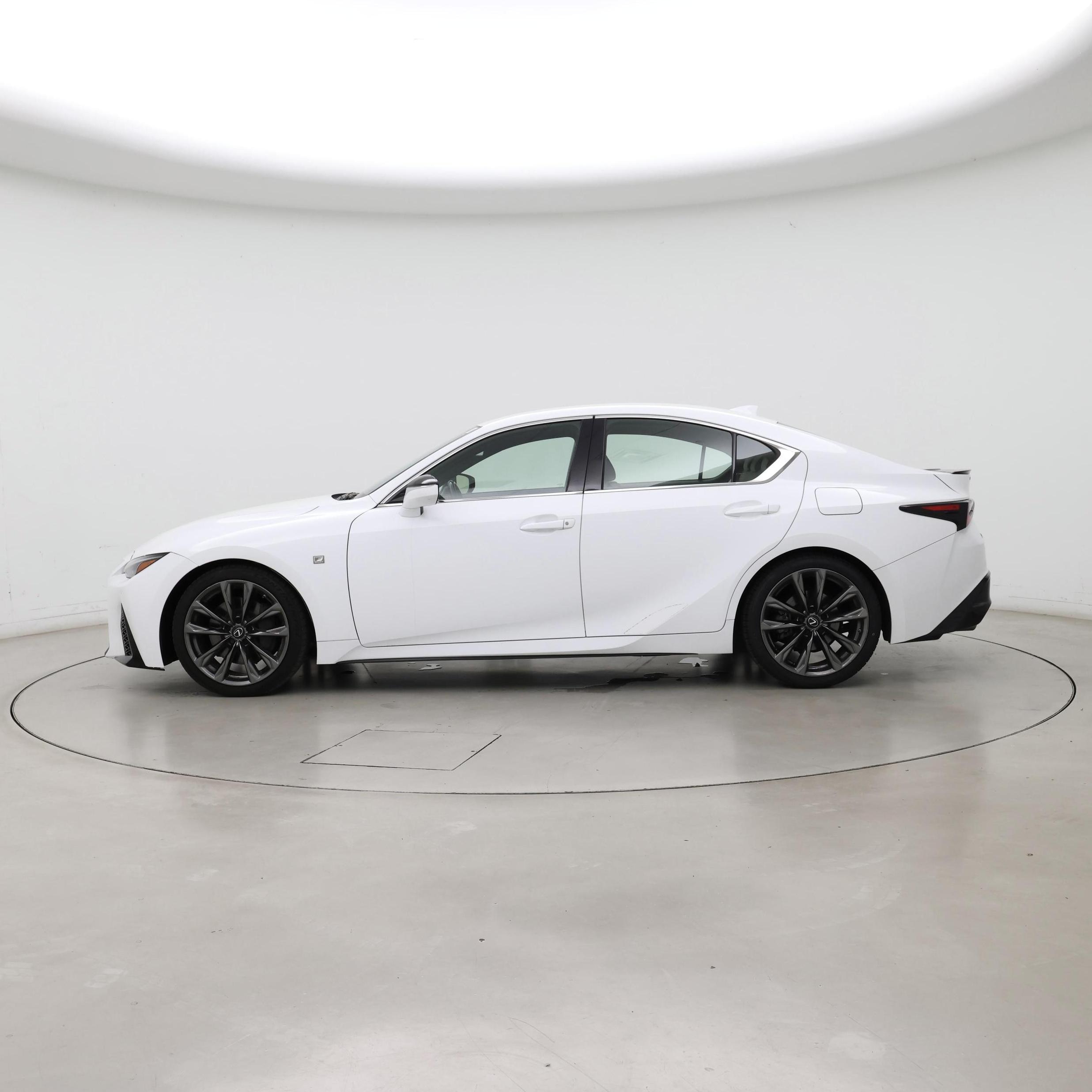 Thumbnail: 2021 Lexus IS - 3