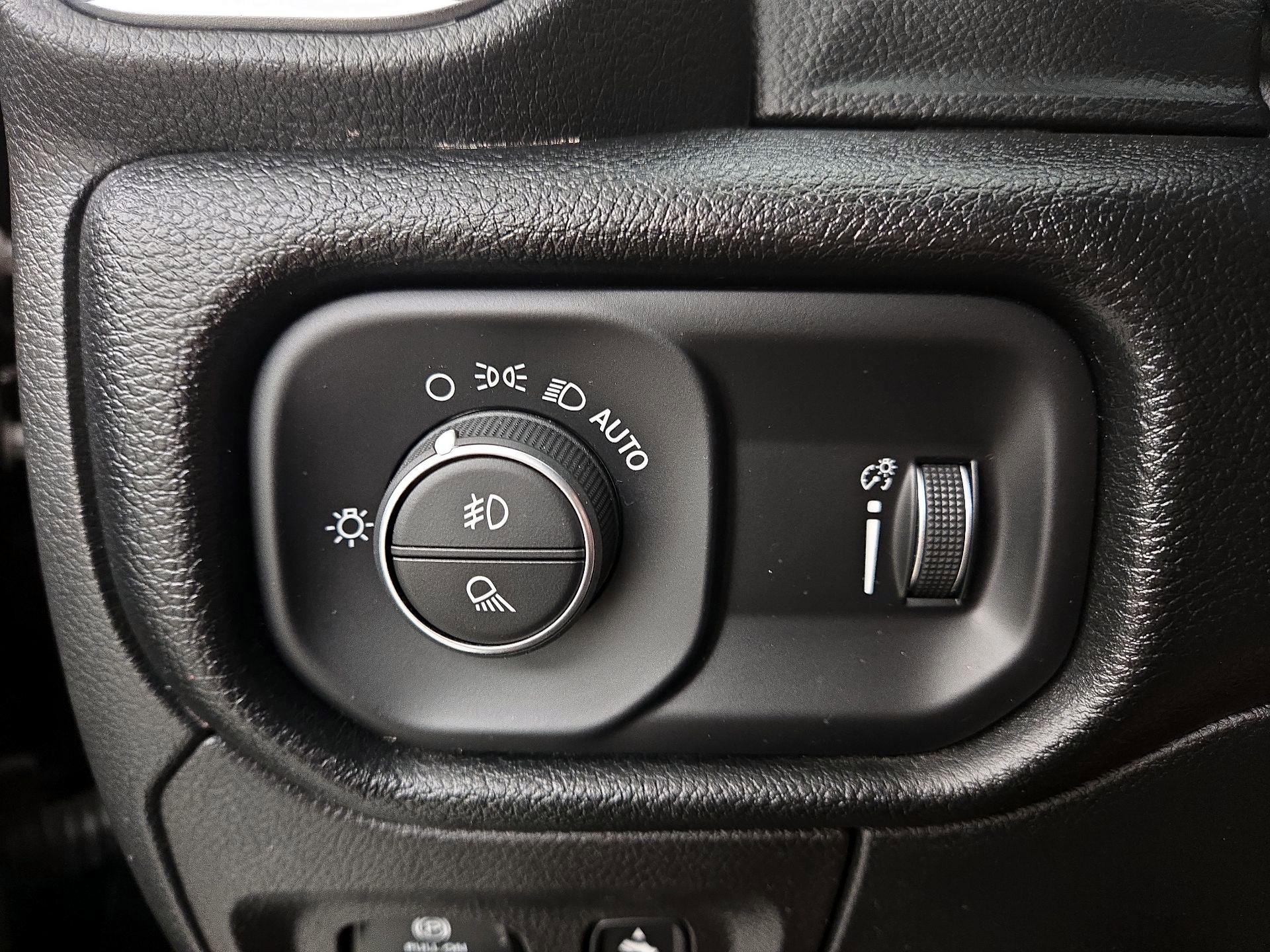 Thumbnail: 2022 RAM 1500 - 13