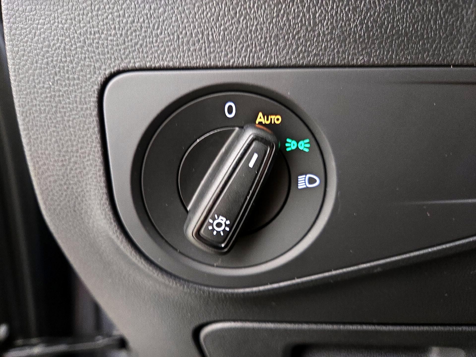 Thumbnail: 2024 Volkswagen Tiguan - 13