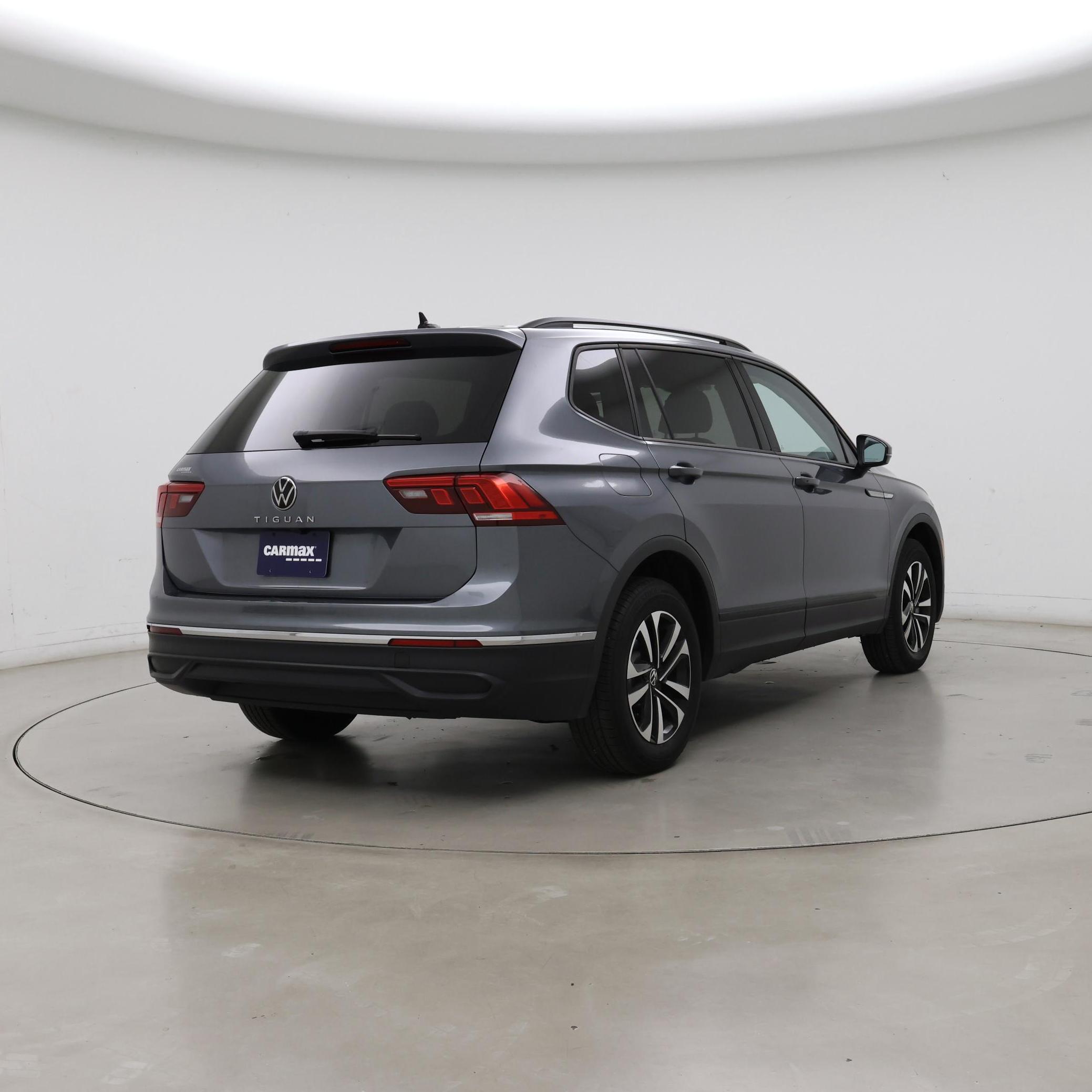 Thumbnail: 2024 Volkswagen Tiguan - 8