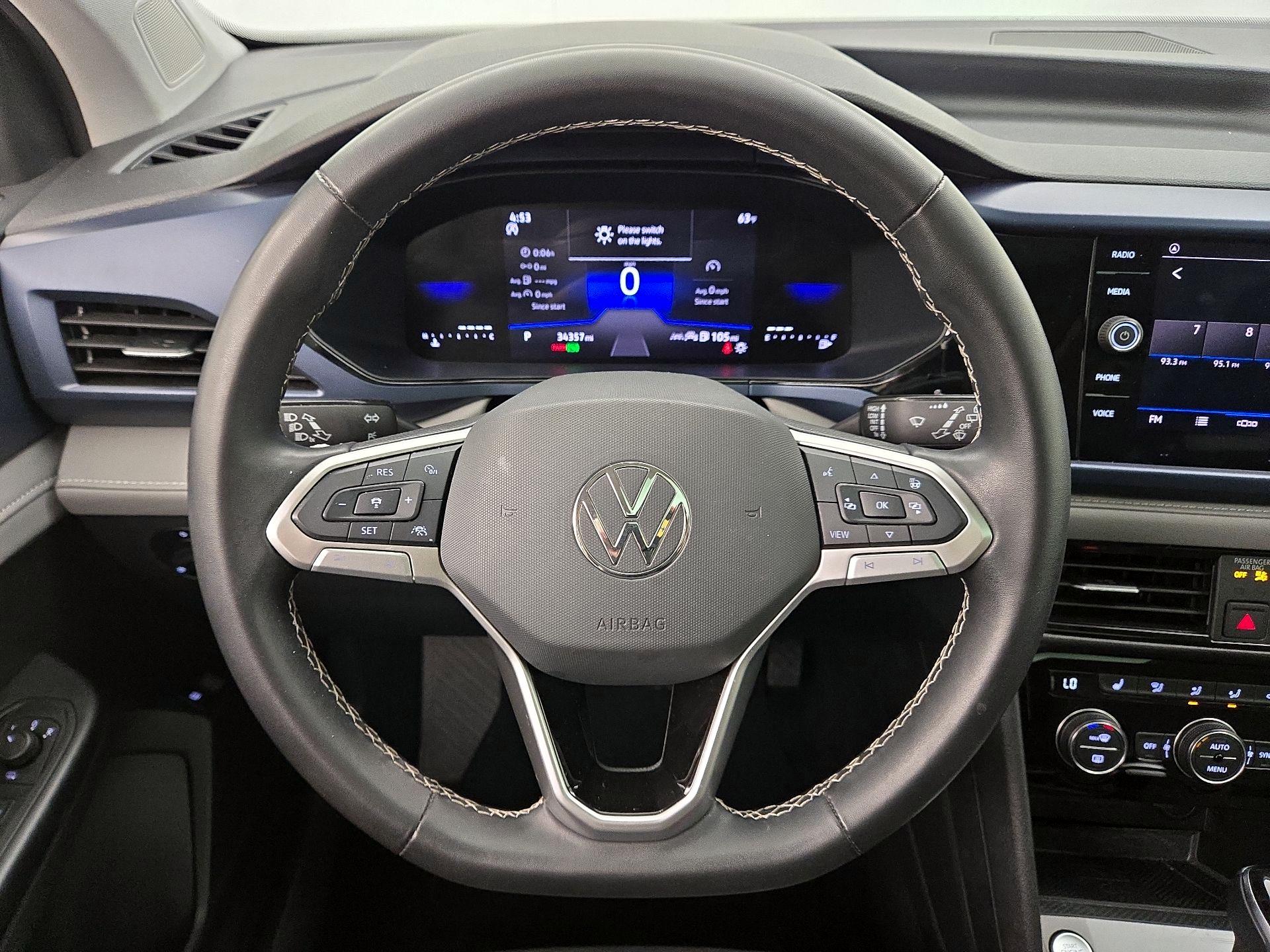 Thumbnail: 2024 Volkswagen Taos - 10