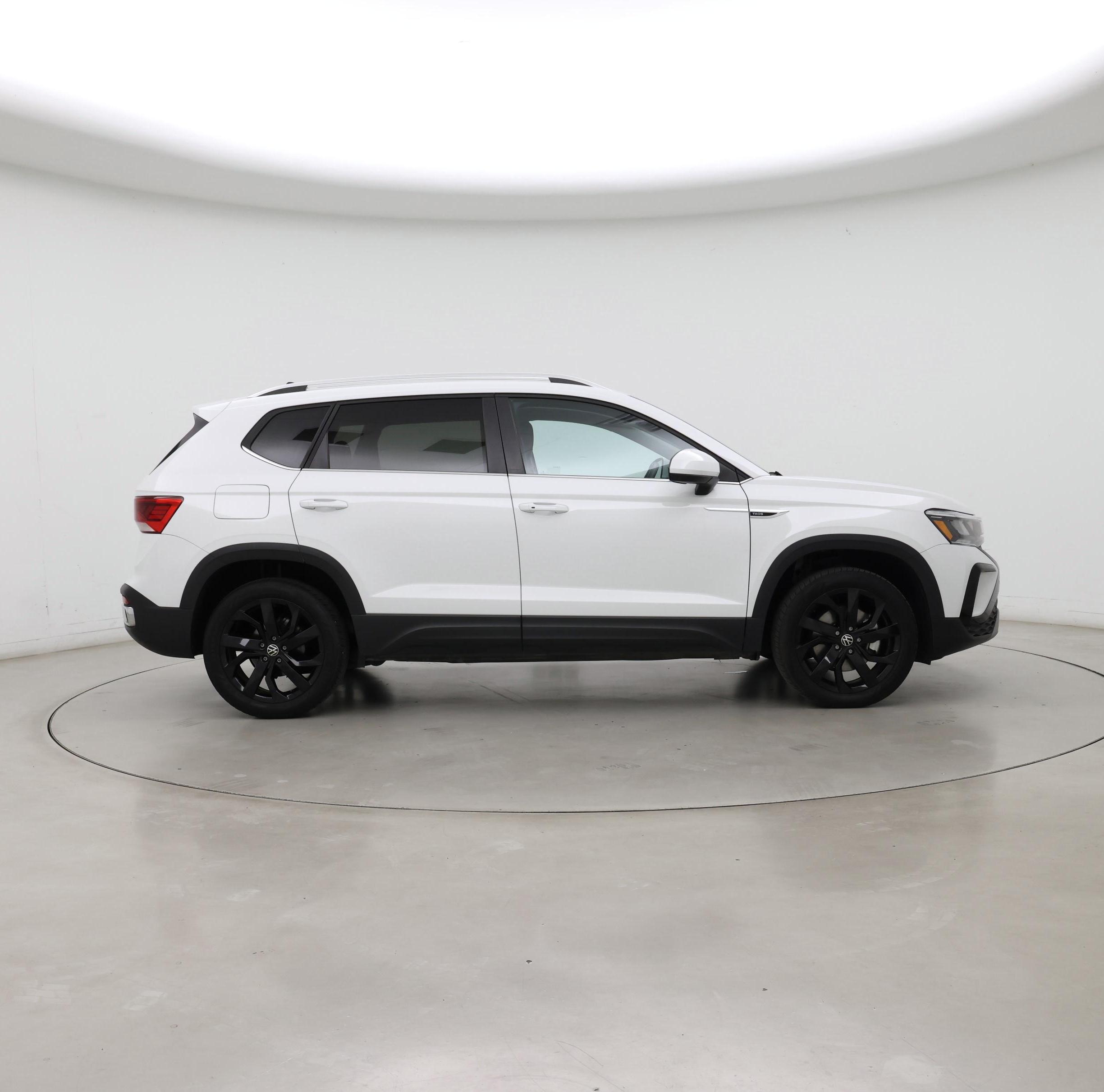 Thumbnail: 2024 Volkswagen Taos - 7