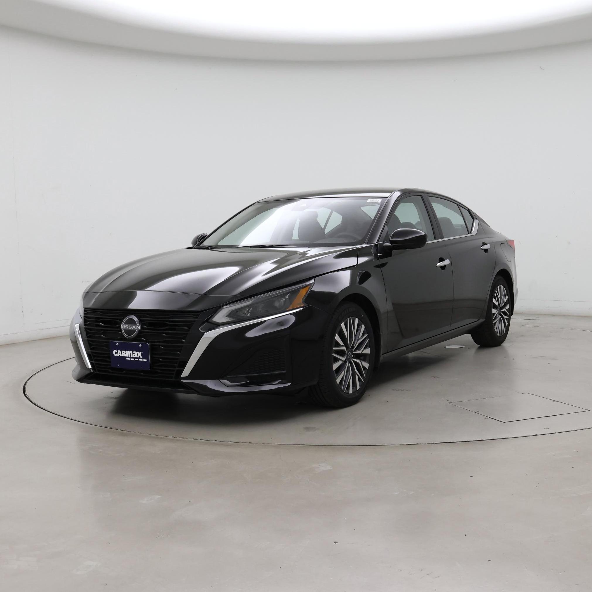 Thumbnail: 2023 Nissan Altima - 4