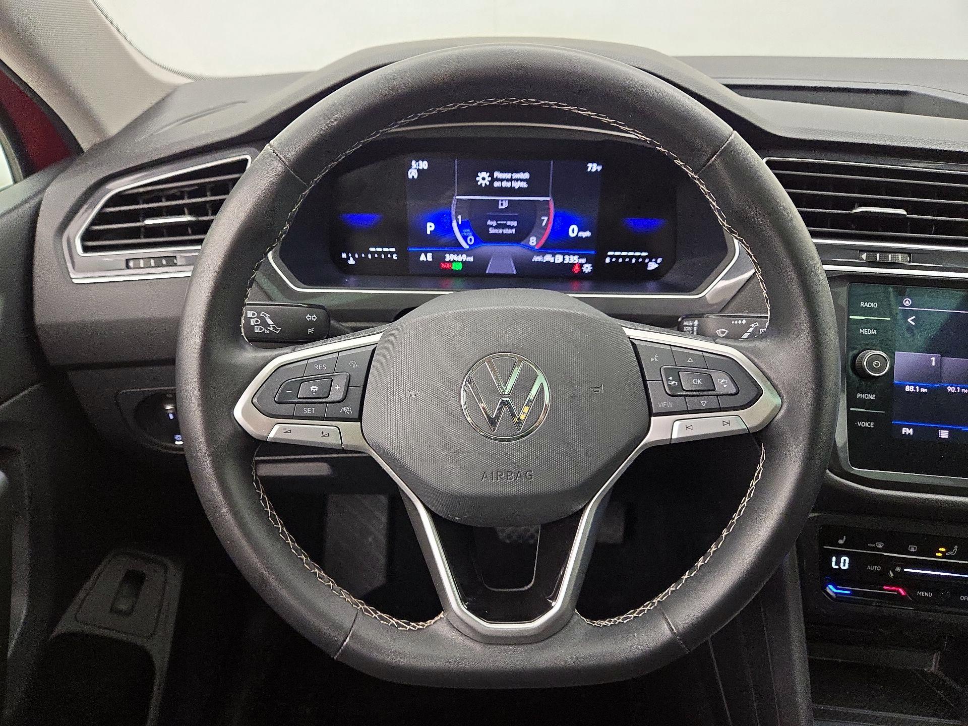 Thumbnail: 2024 Volkswagen Tiguan - 10