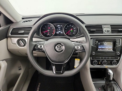 Steering Wheel & Instrument Cluster (On)