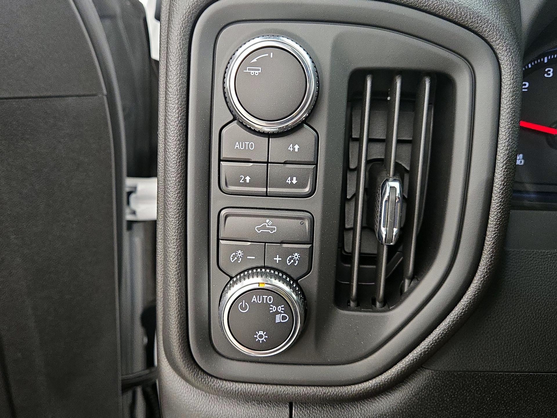 Thumbnail: 2025 GMC Sierra 1500 - 13