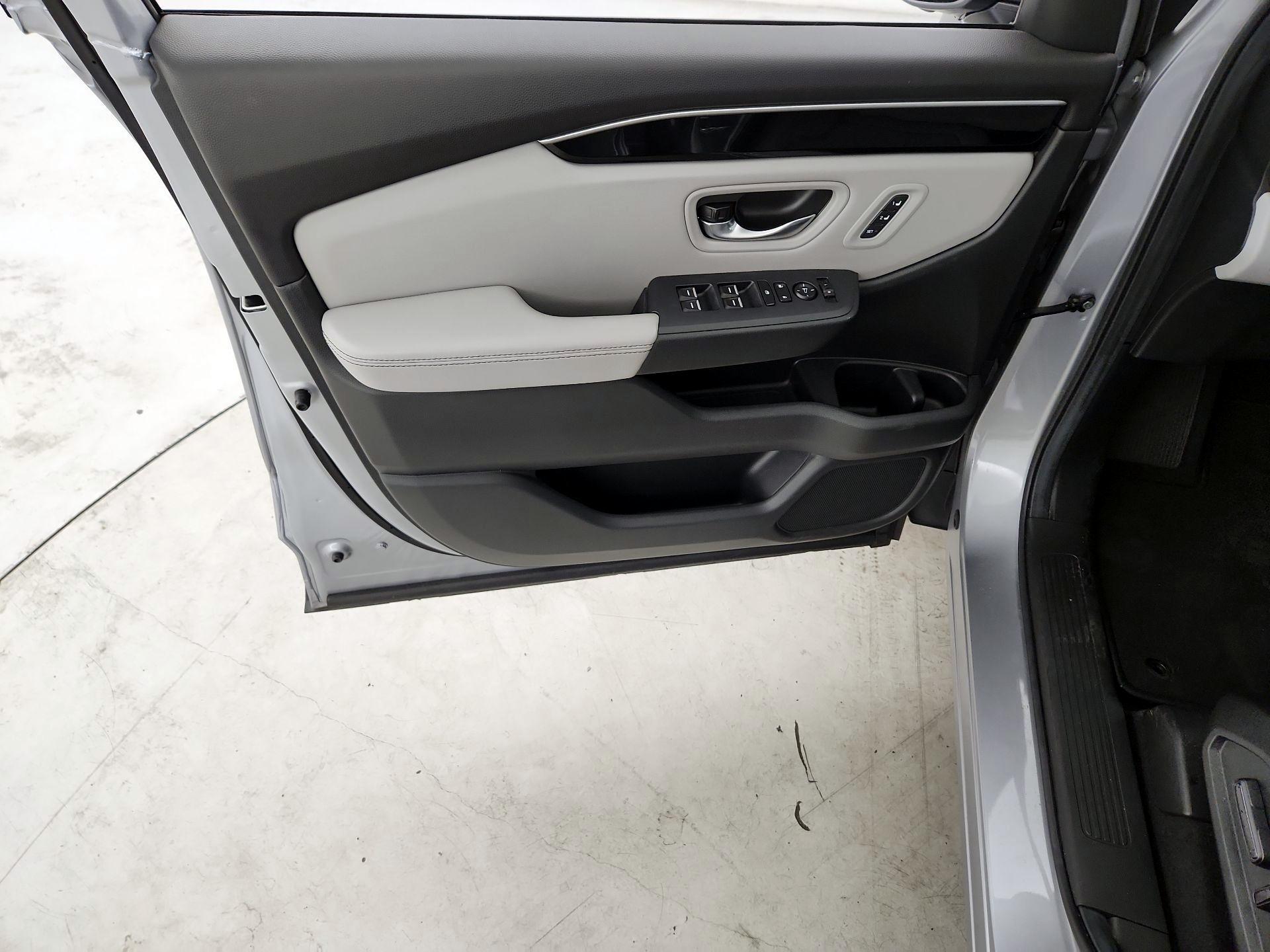 Thumbnail: 2025 Honda Pilot - 12