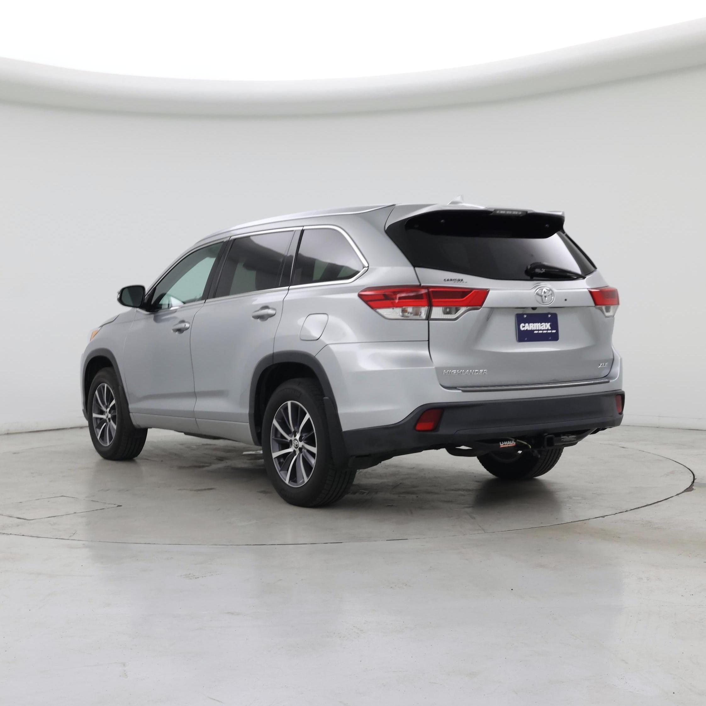 Thumbnail: 2017 Toyota Highlander - 2