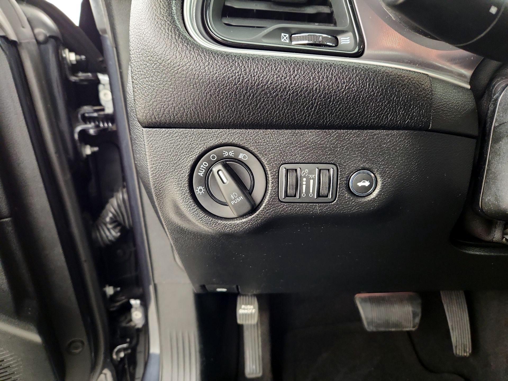 Thumbnail: 2019 Dodge Challenger - 13