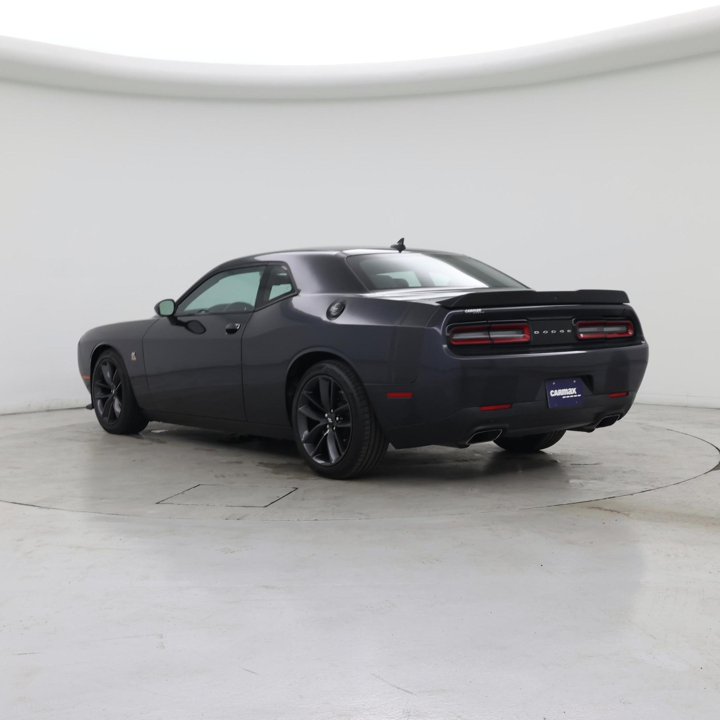 Thumbnail: 2019 Dodge Challenger - 2
