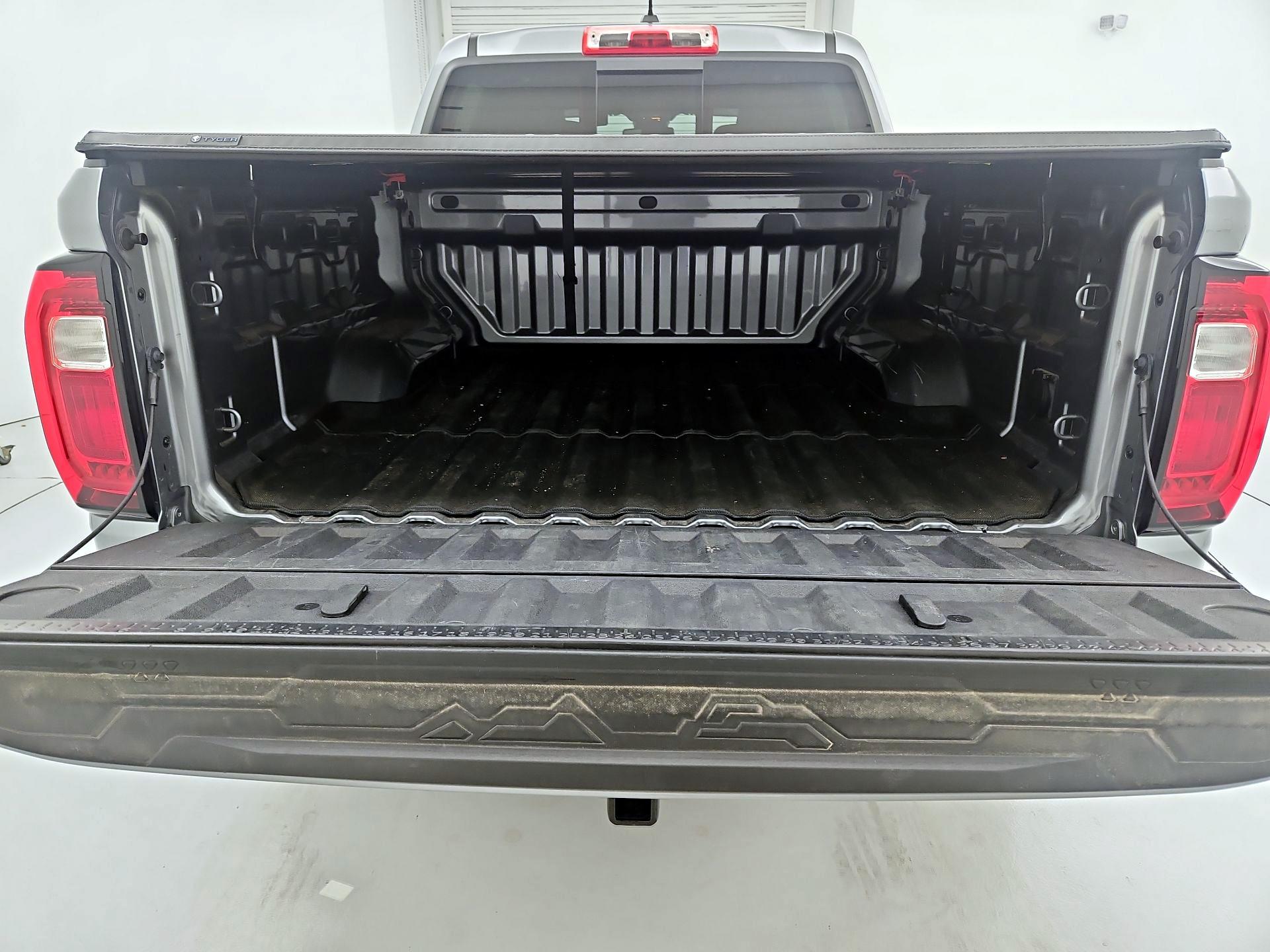 Thumbnail: 2023 GMC Canyon - 20