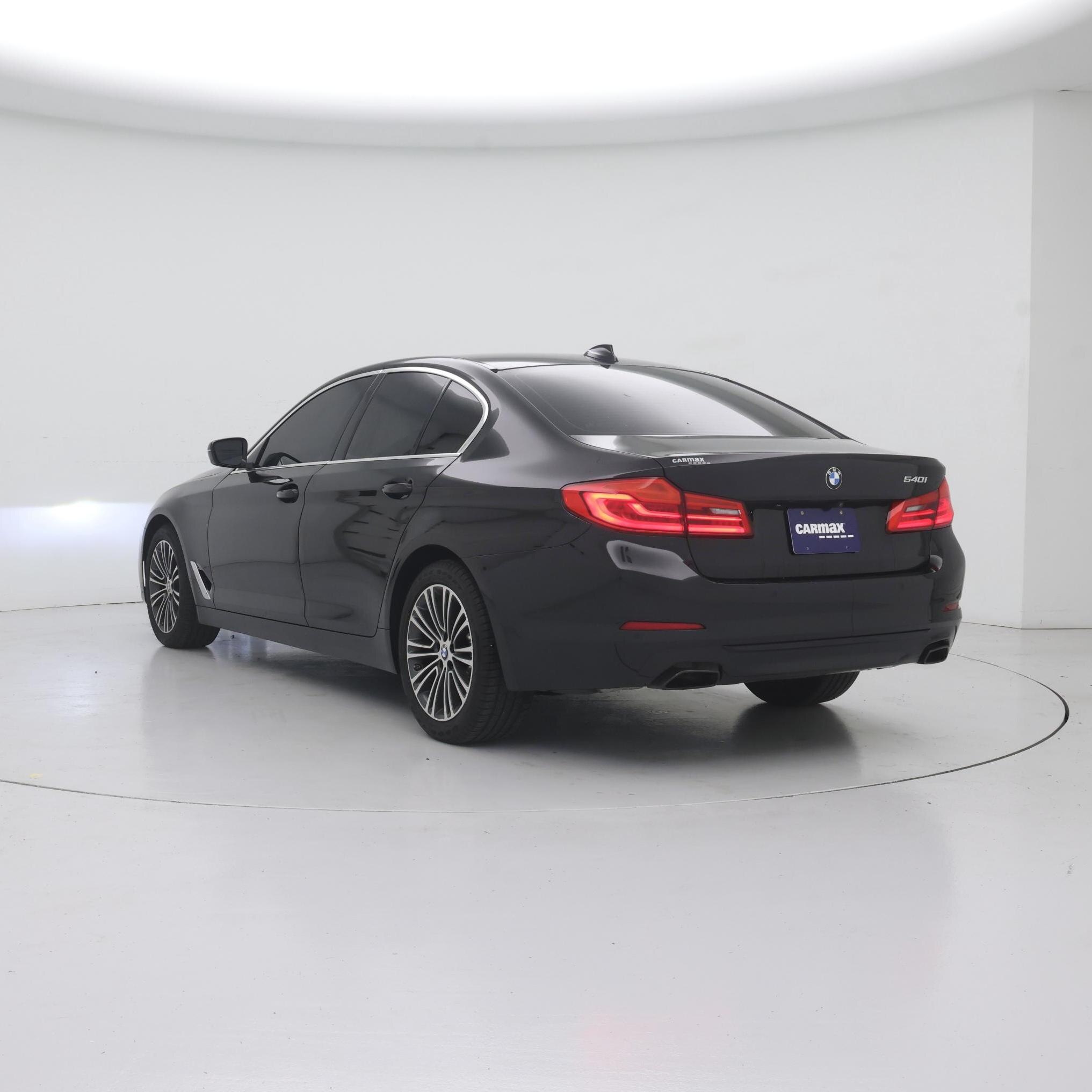 Thumbnail: 2019 BMW 5 Series - 2