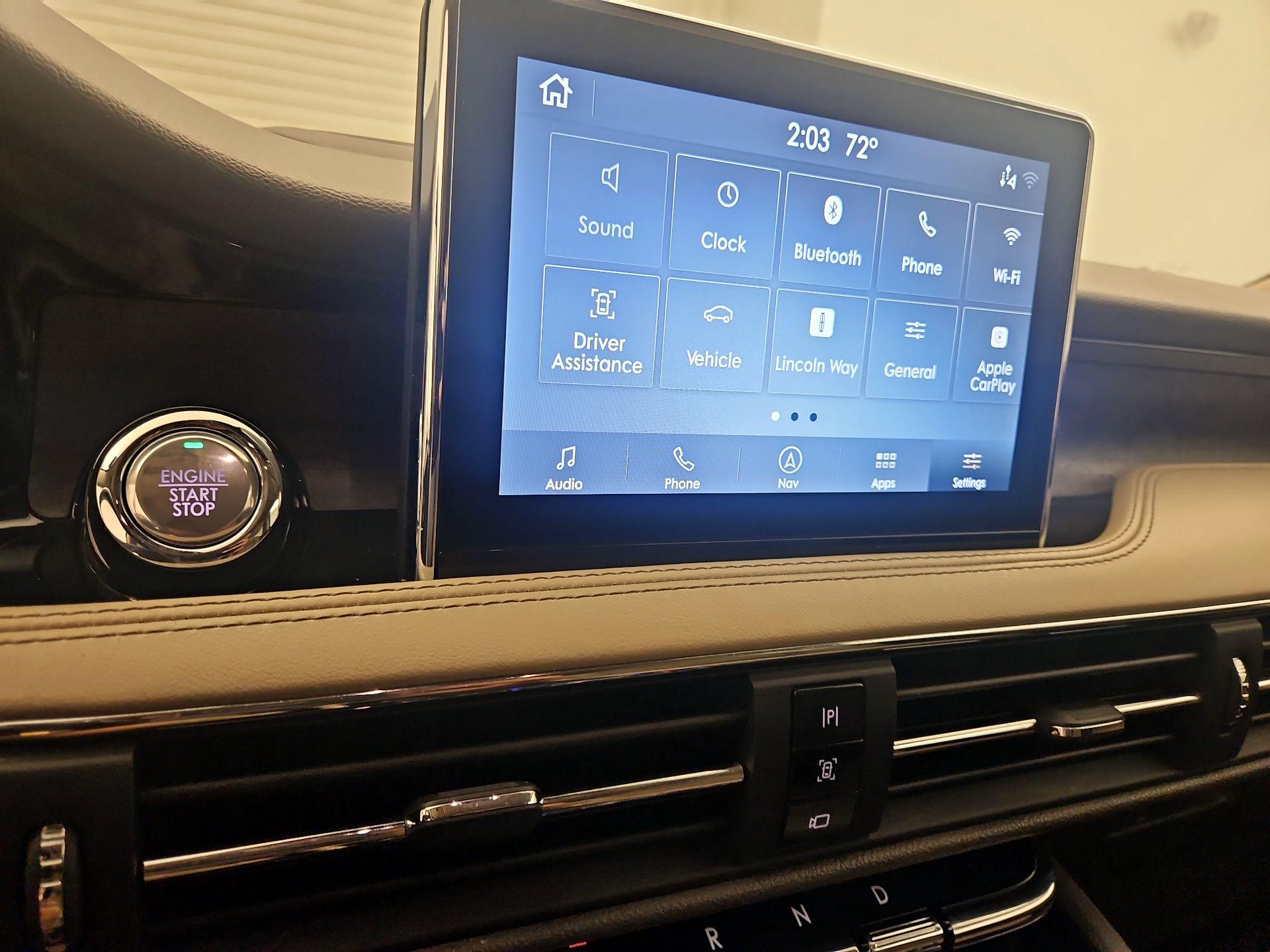 Thumbnail: 2020 Lincoln Corsair - 16