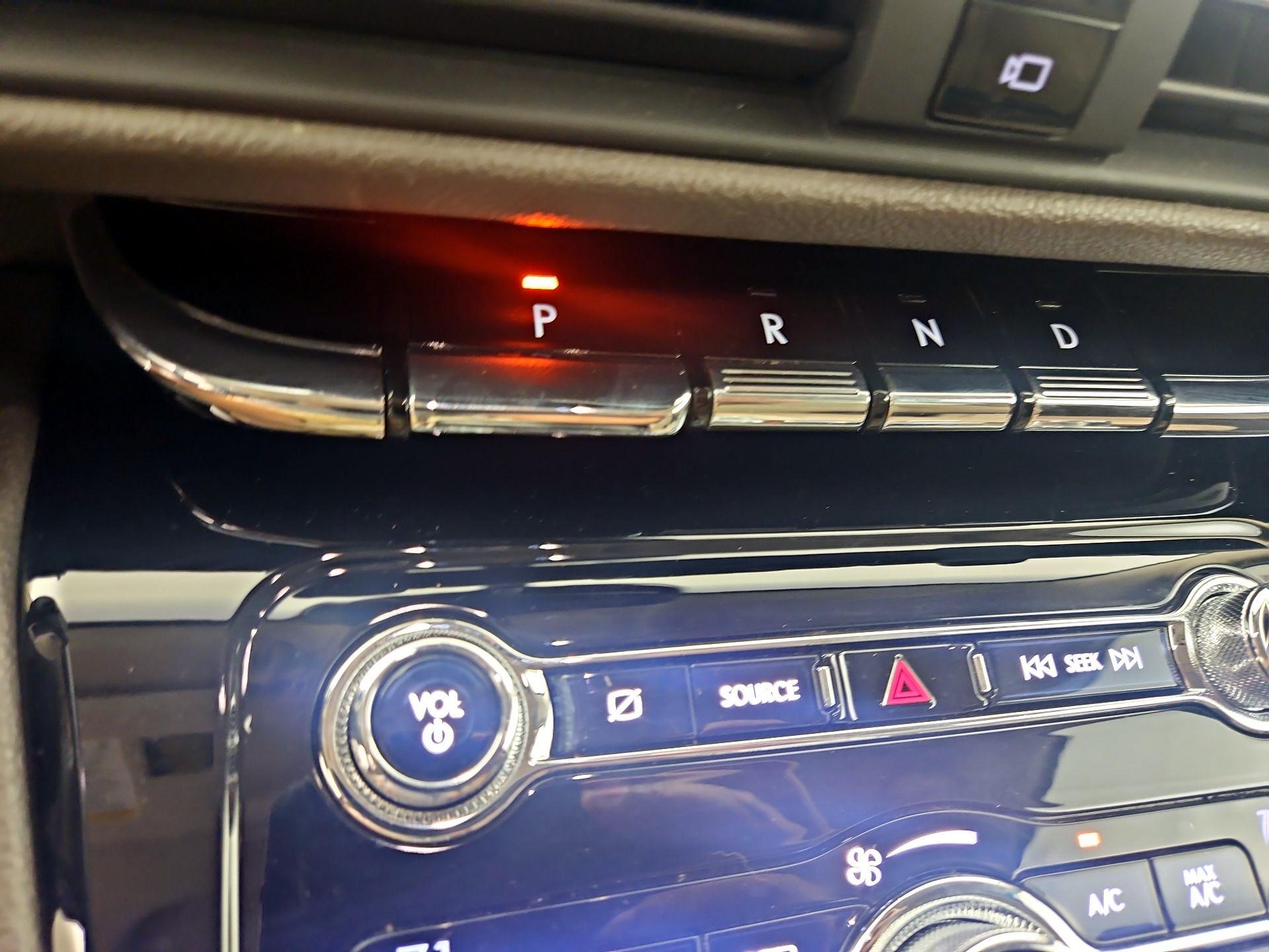 Thumbnail: 2020 Lincoln Corsair - 18