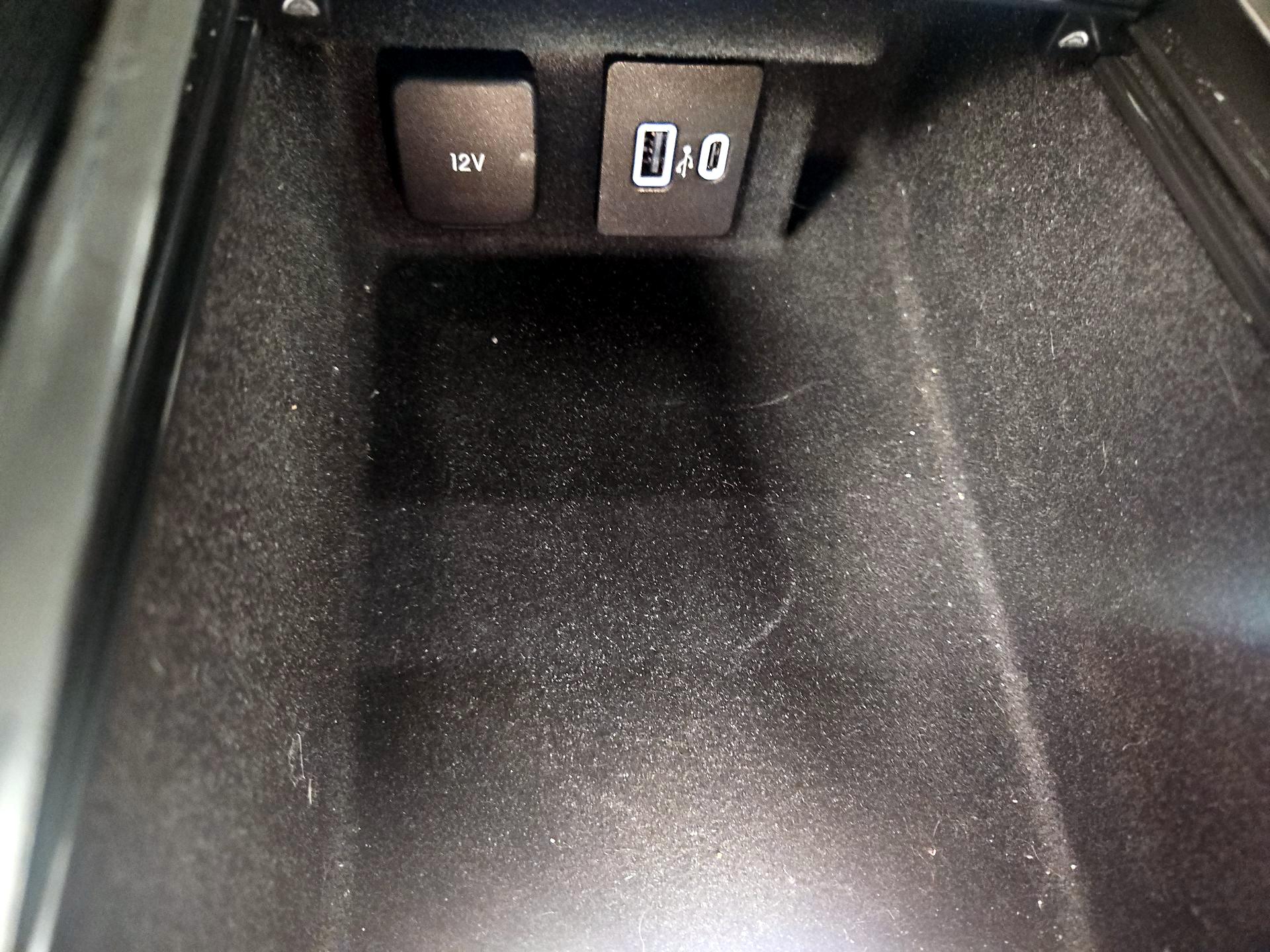 Thumbnail: 2020 Lincoln Corsair - 19