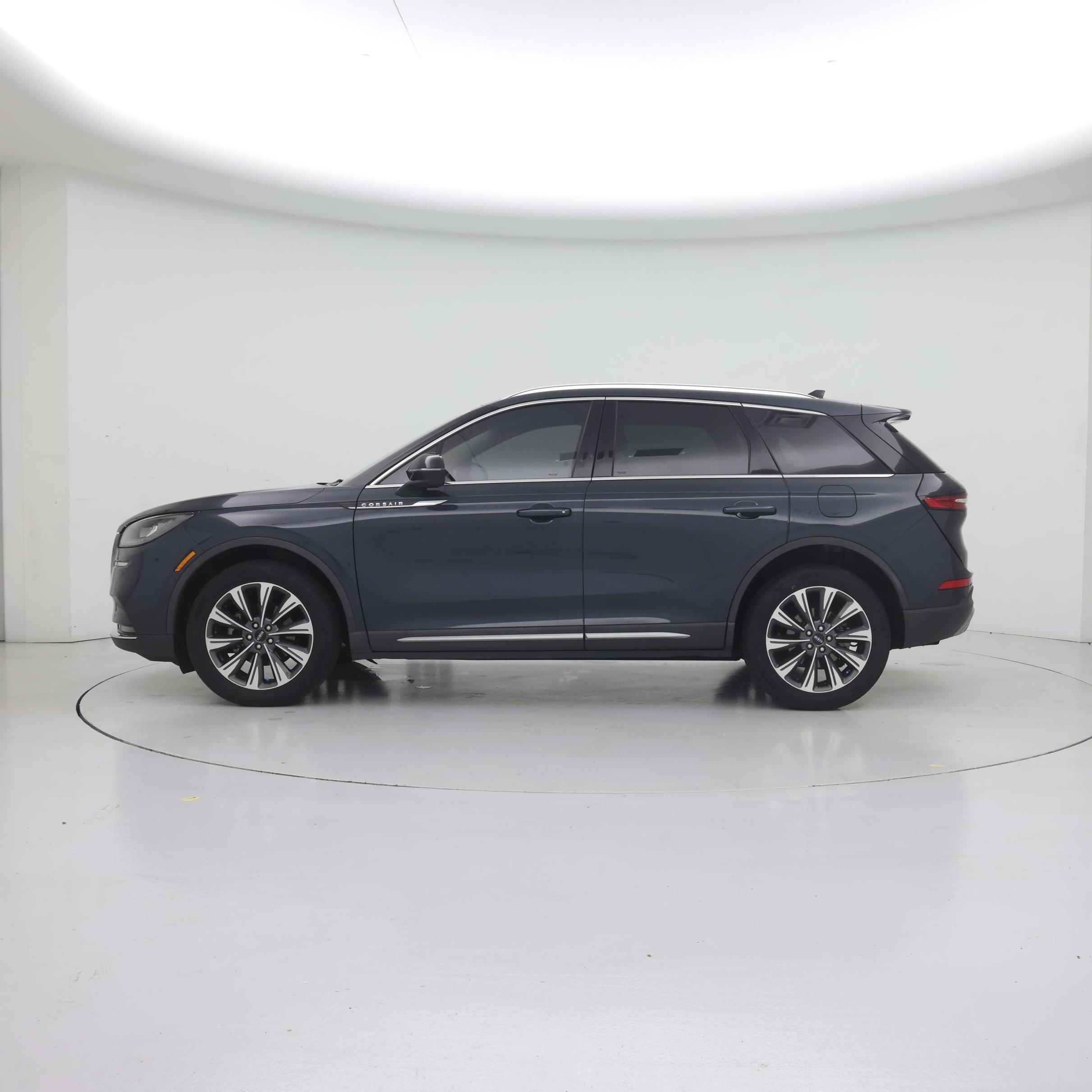 Thumbnail: 2020 Lincoln Corsair - 3