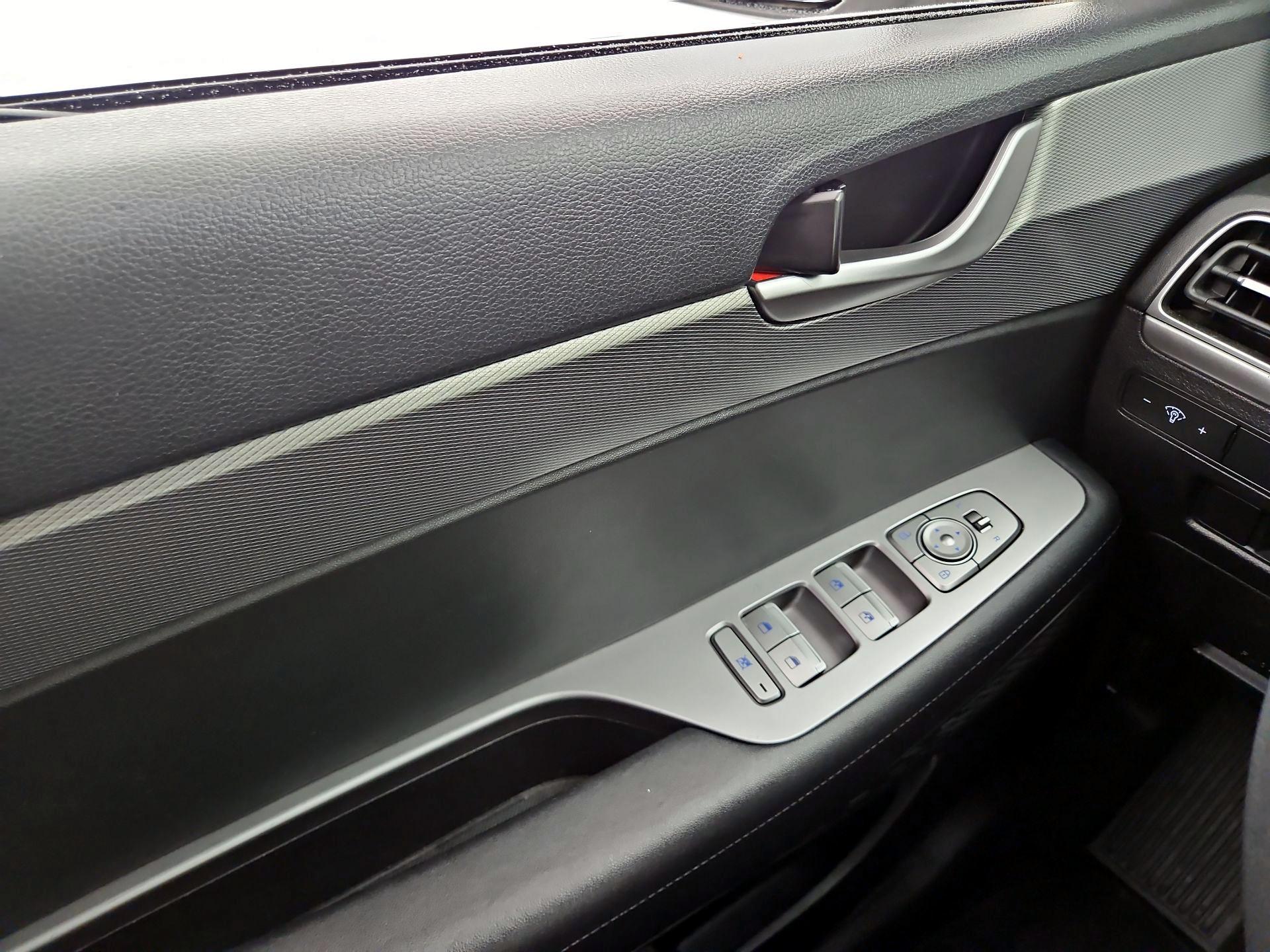 Thumbnail: 2021 Hyundai Palisade - 12