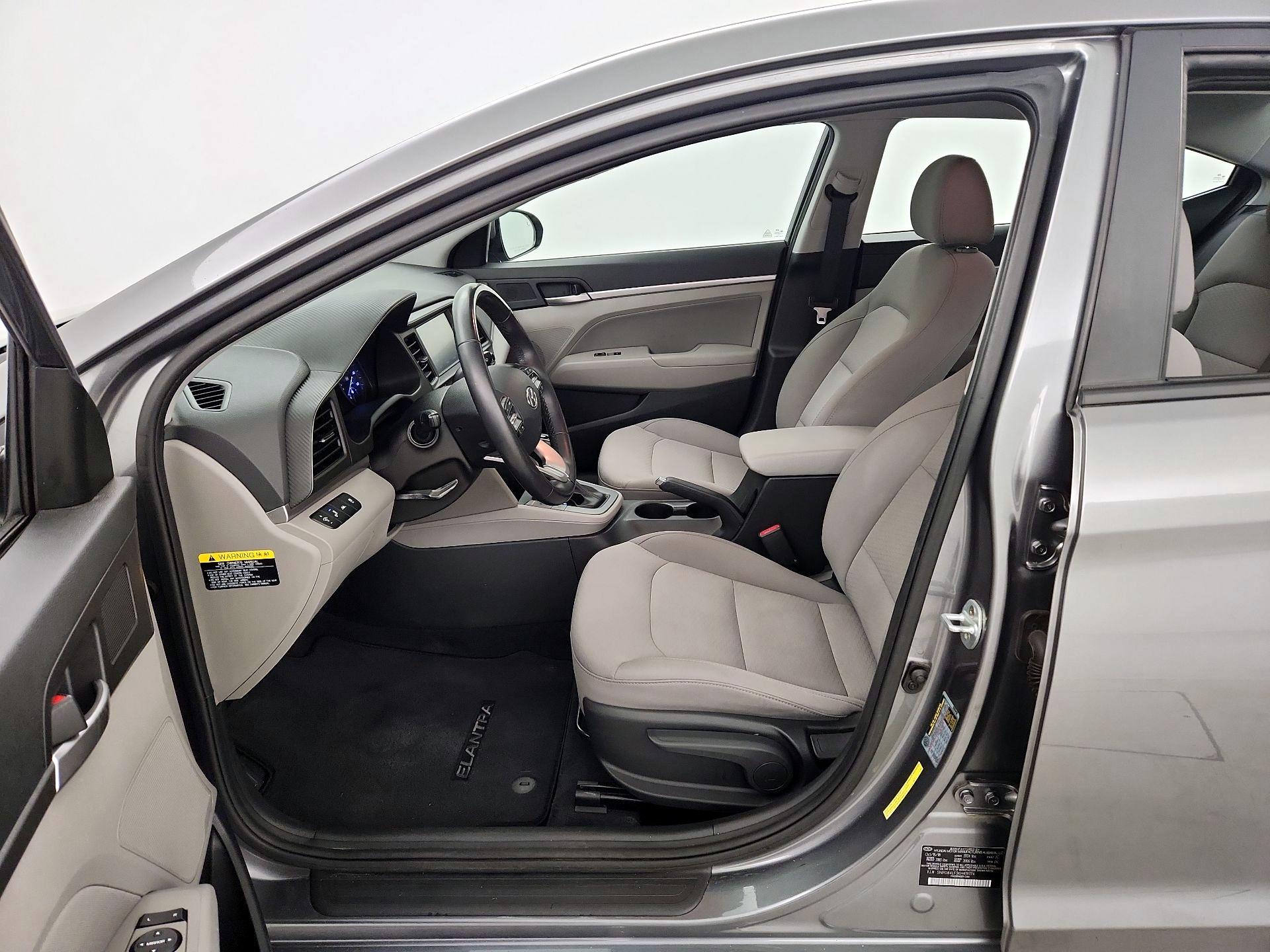 Thumbnail: 2019 Hyundai Elantra - 11