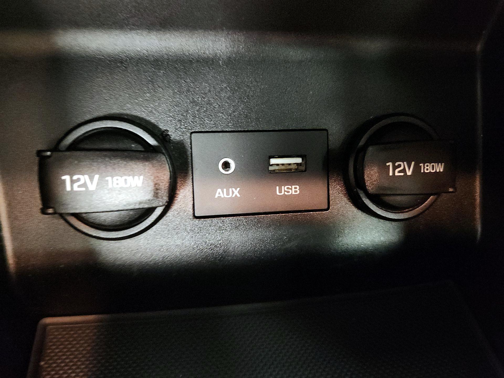 Thumbnail: 2019 Hyundai Elantra - 18