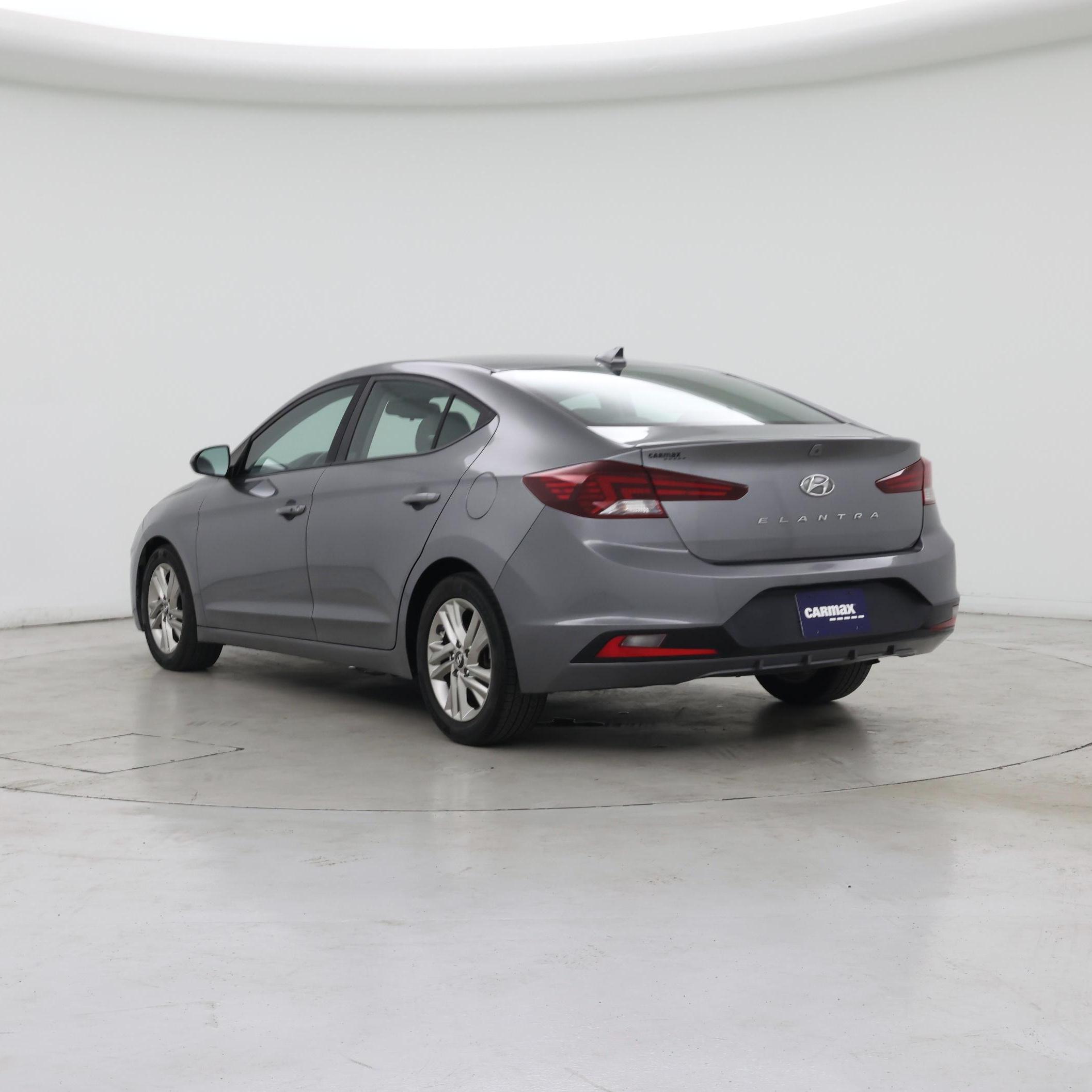 Thumbnail: 2019 Hyundai Elantra - 2