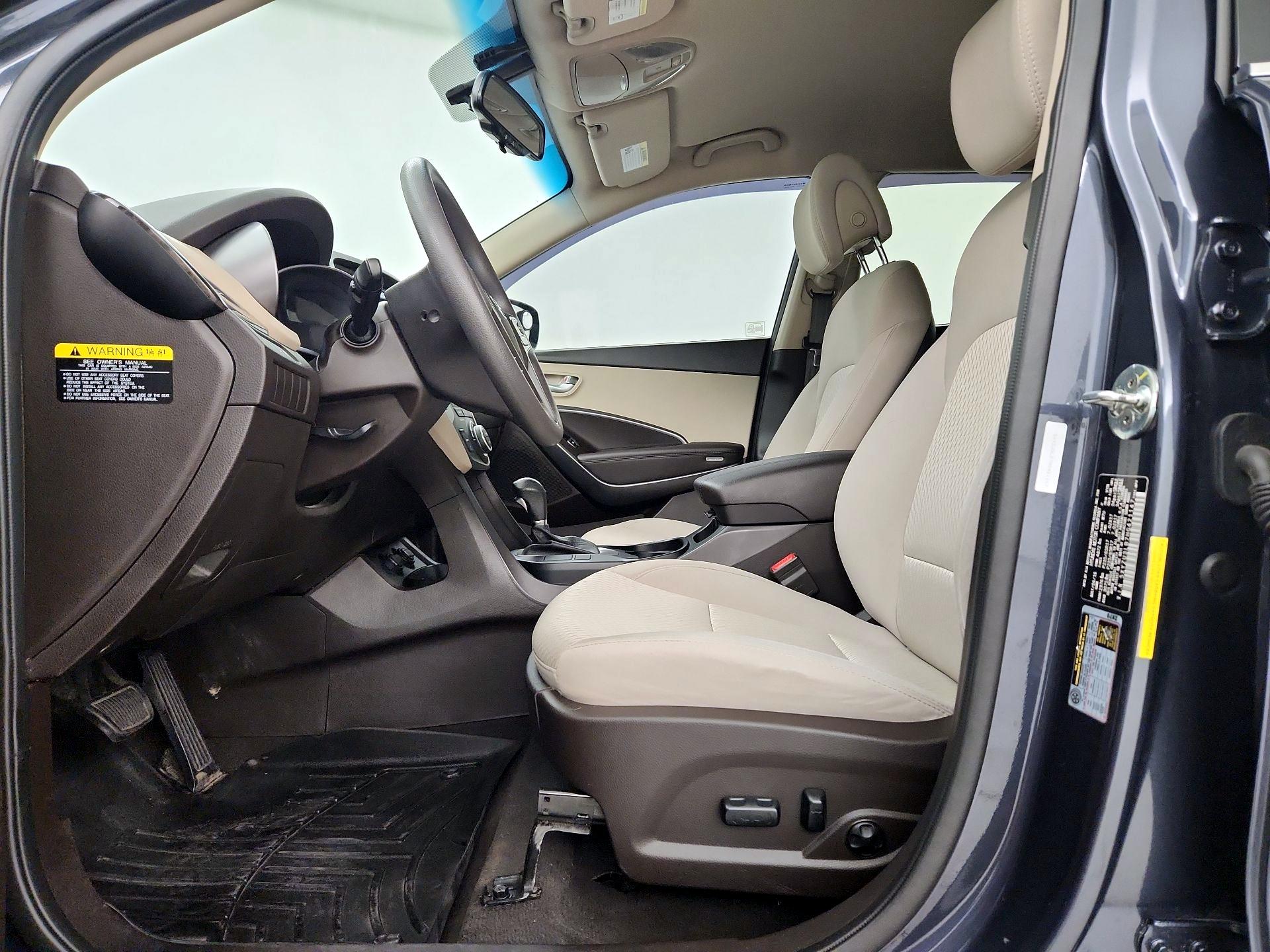 Thumbnail: 2017 Hyundai Santa Fe - 11