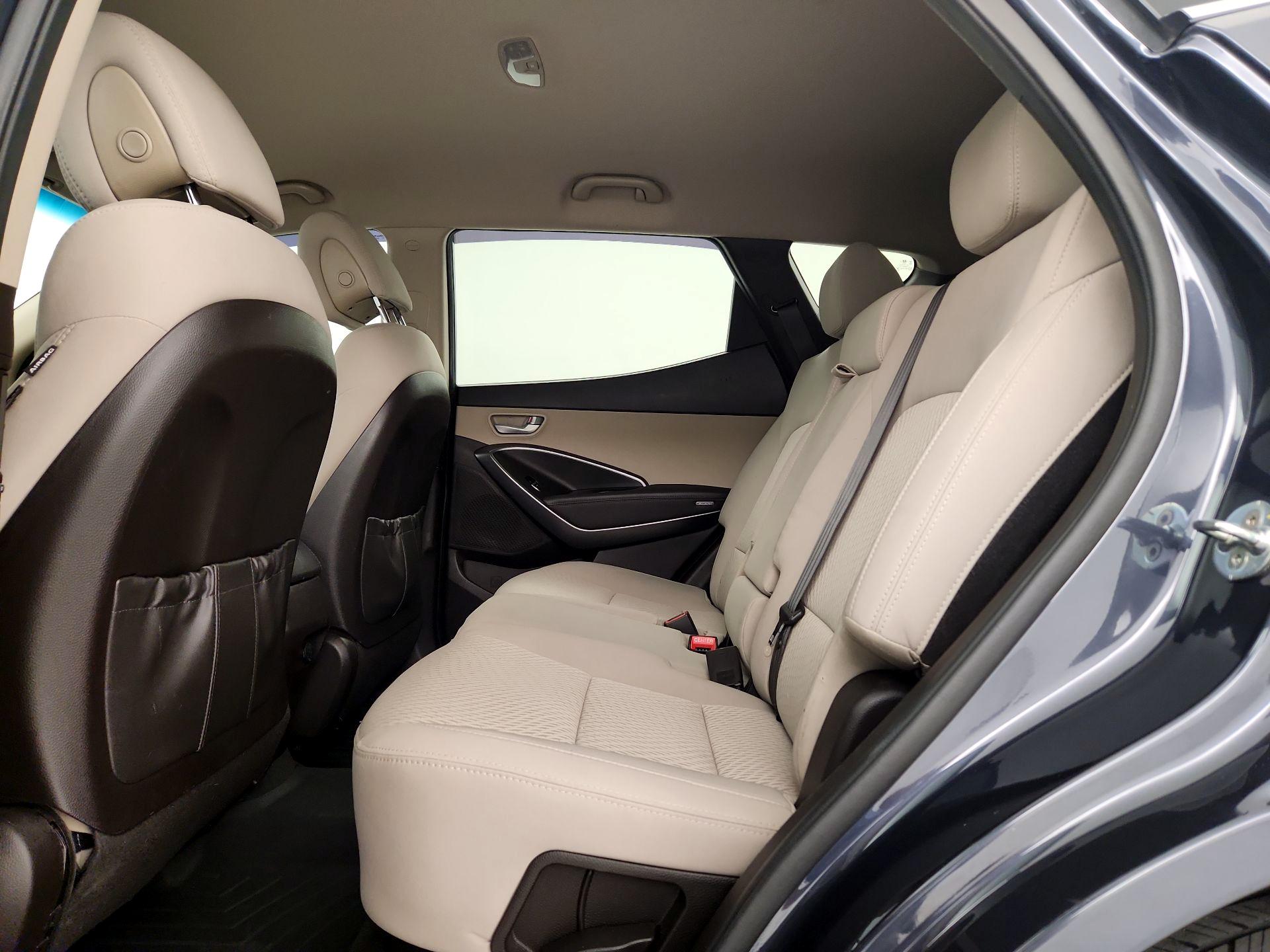 Thumbnail: 2017 Hyundai Santa Fe - 19