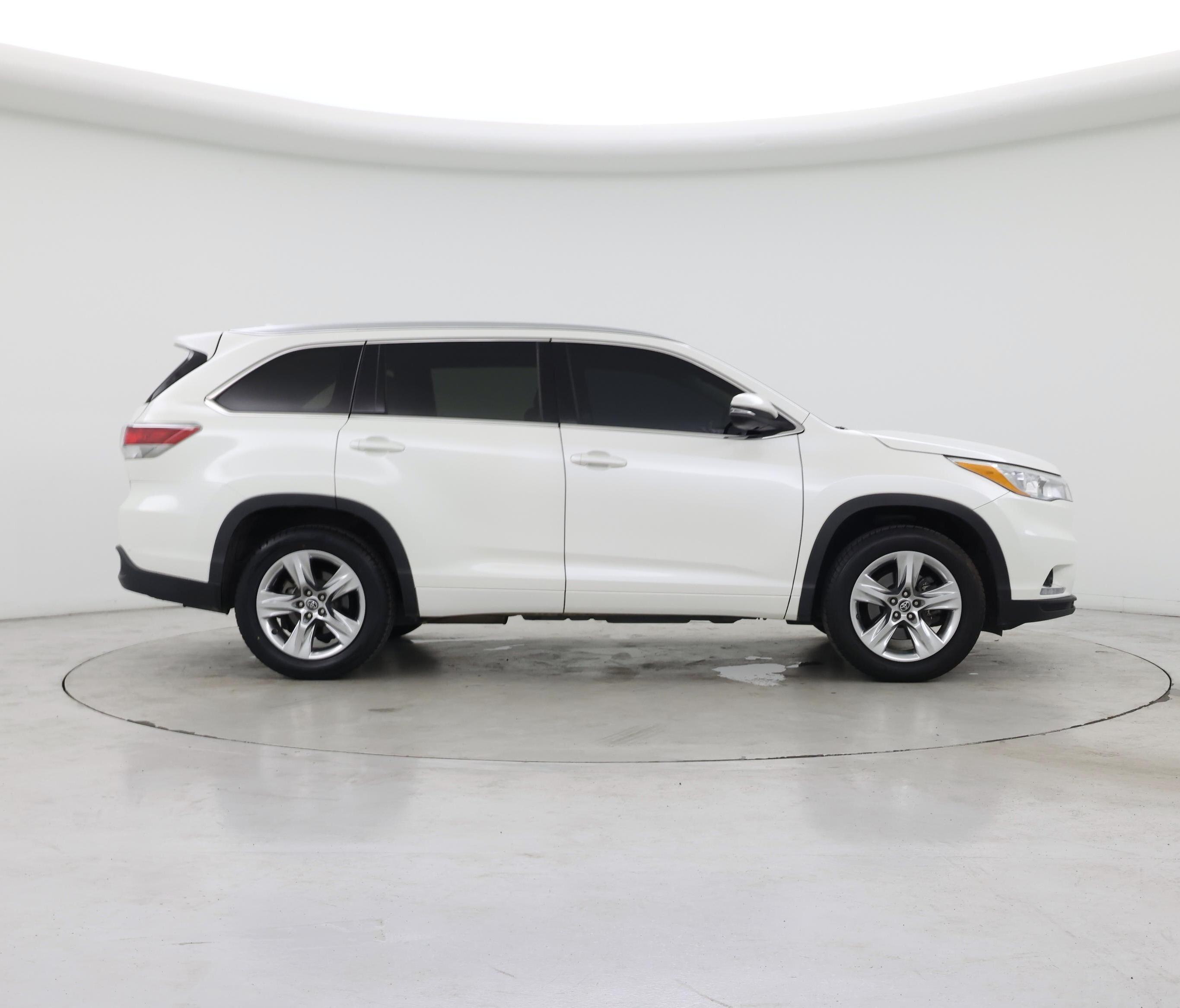 Thumbnail: 2016 Toyota Highlander - 7