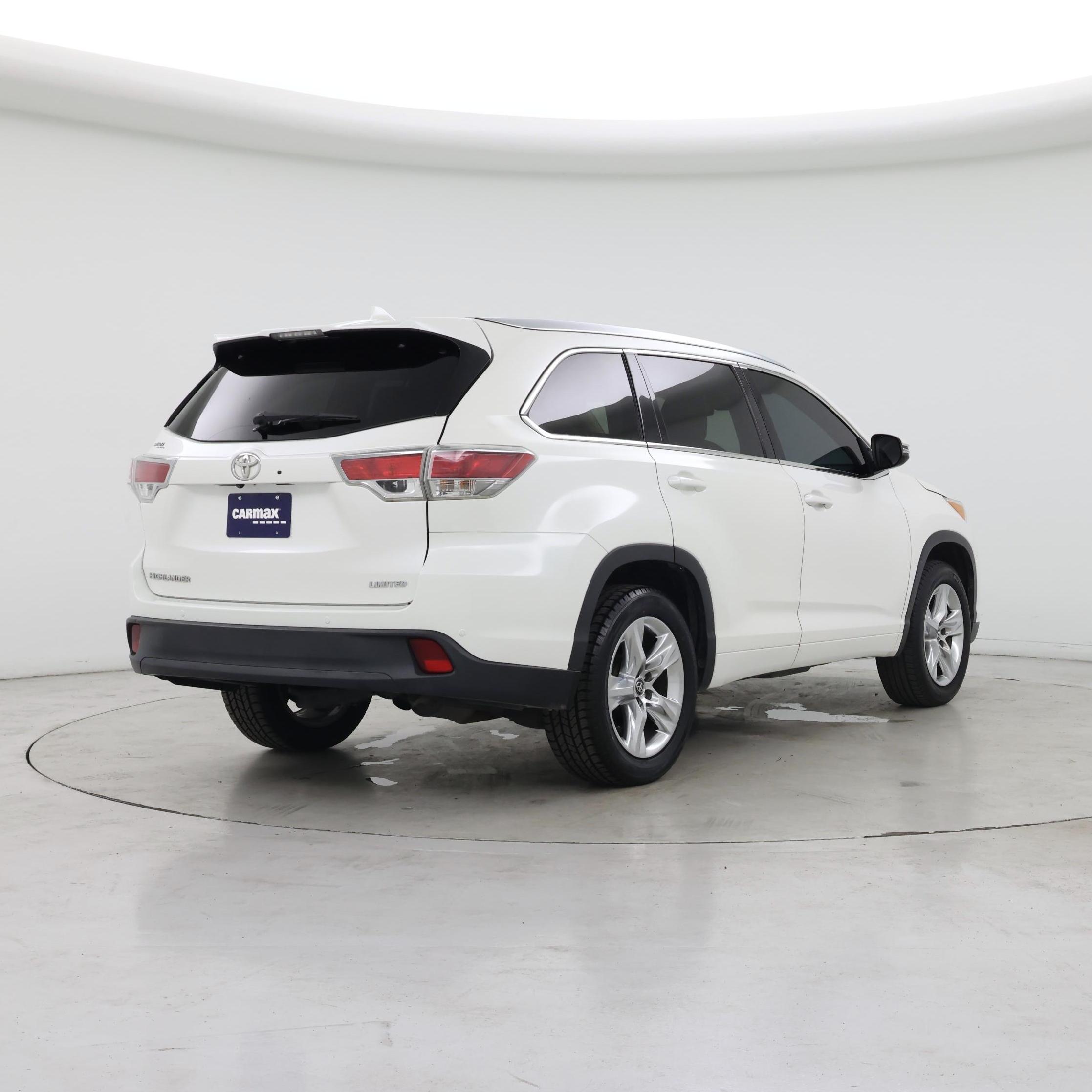 Thumbnail: 2016 Toyota Highlander - 8