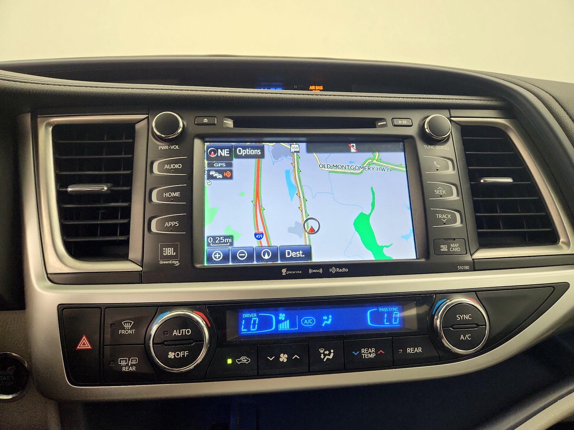 Thumbnail: 2018 Toyota Highlander - 14