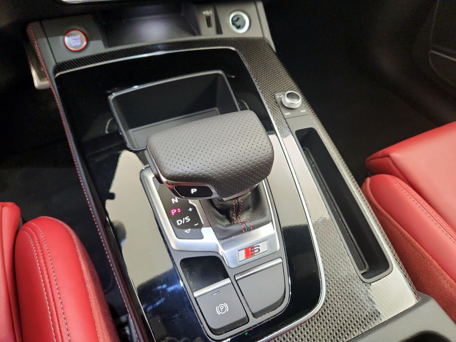 Thumbnail: 2024 Audi SQ5 - 17