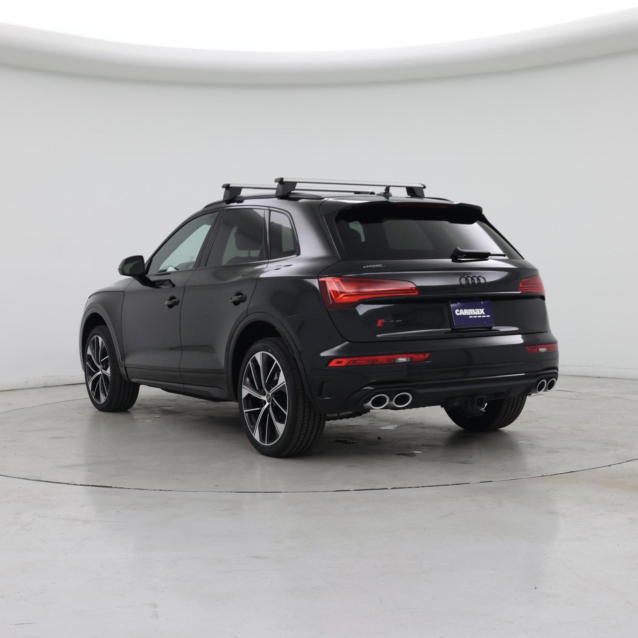 Thumbnail: 2024 Audi SQ5 - 2