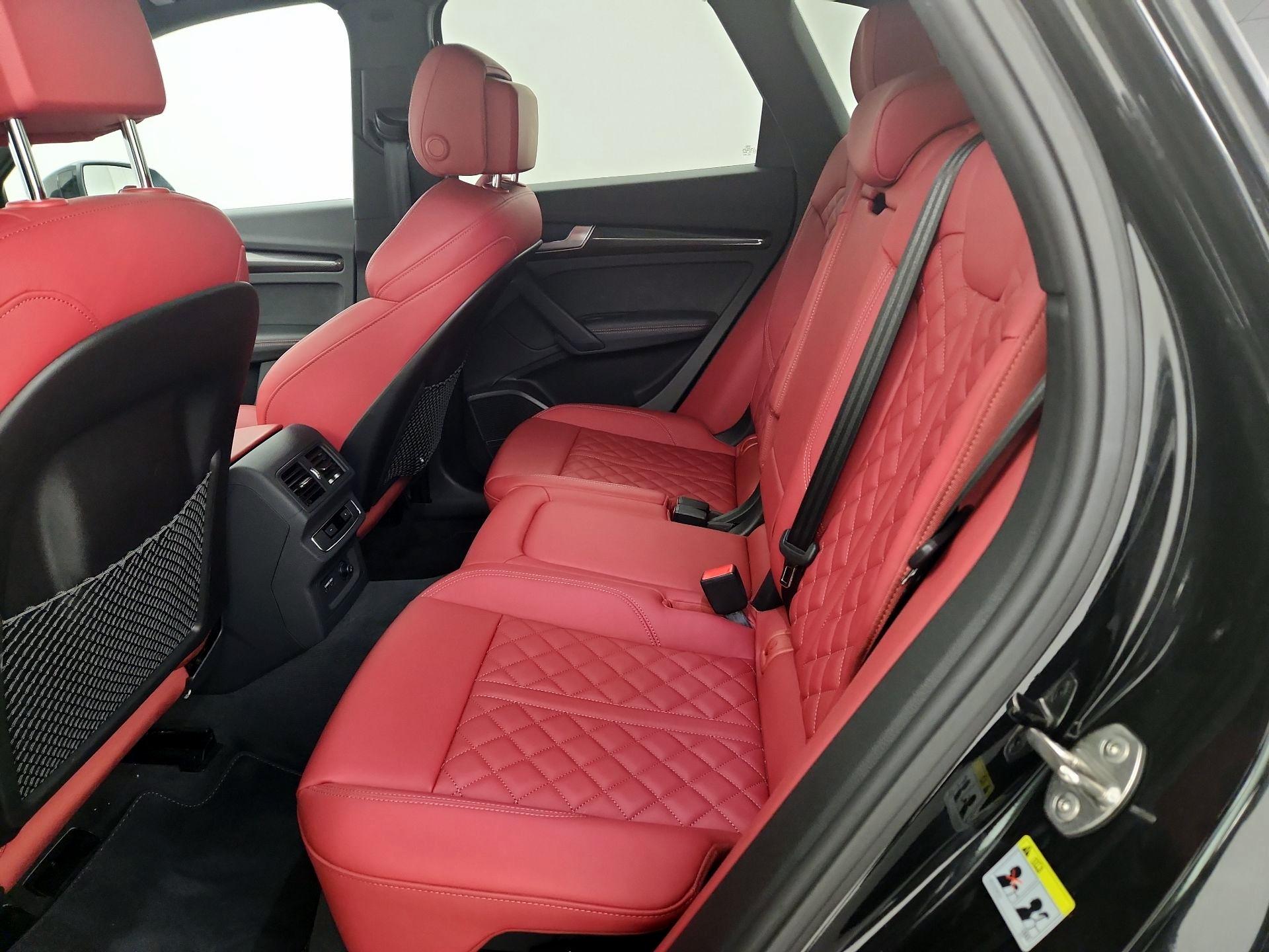 Thumbnail: 2024 Audi SQ5 - 20