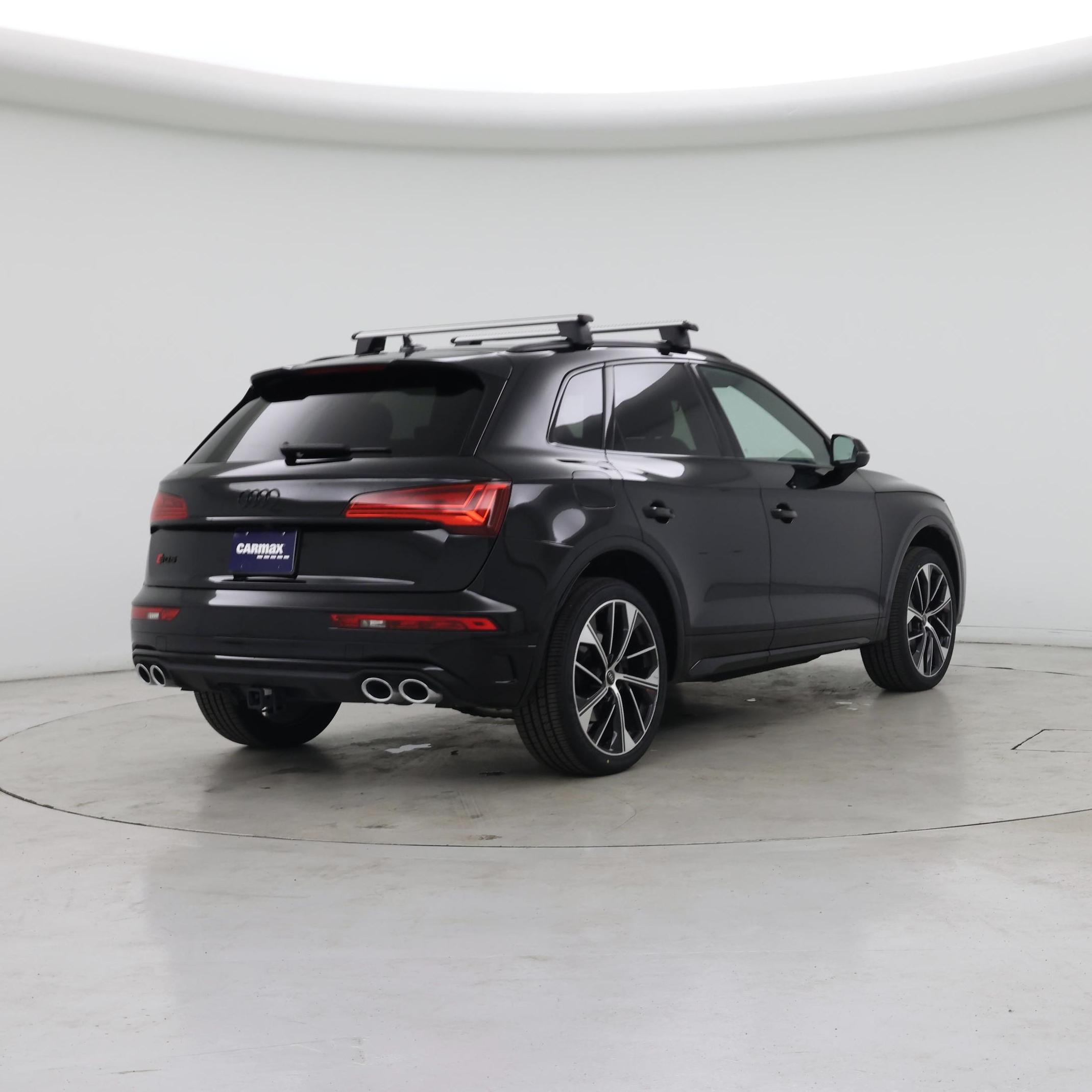 Thumbnail: 2024 Audi SQ5 - 8