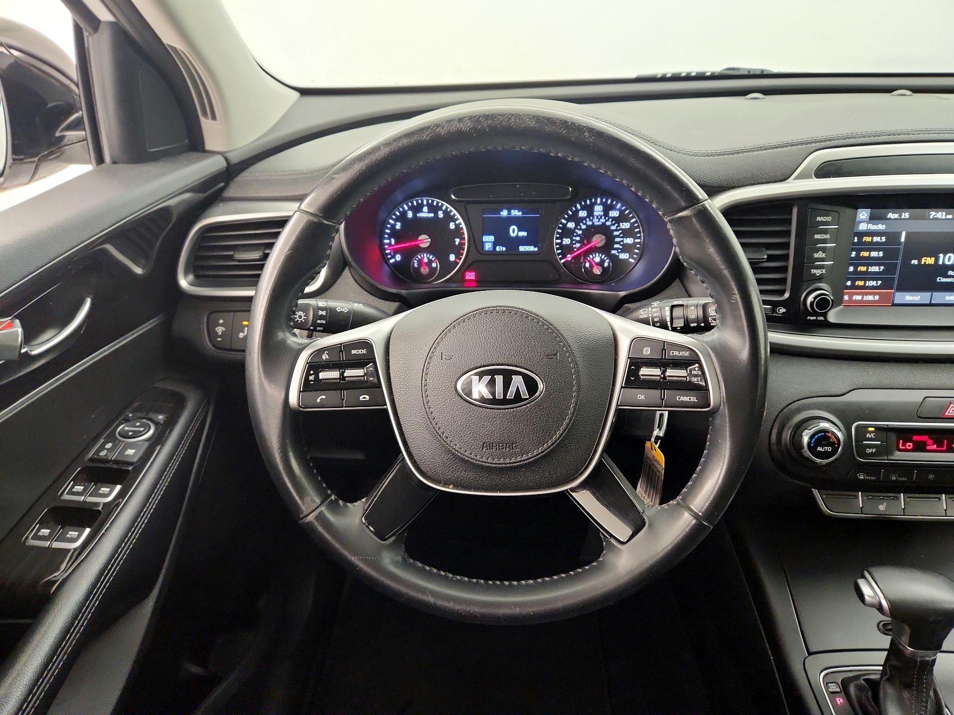 Thumbnail: 2019 Kia Sorento - 10