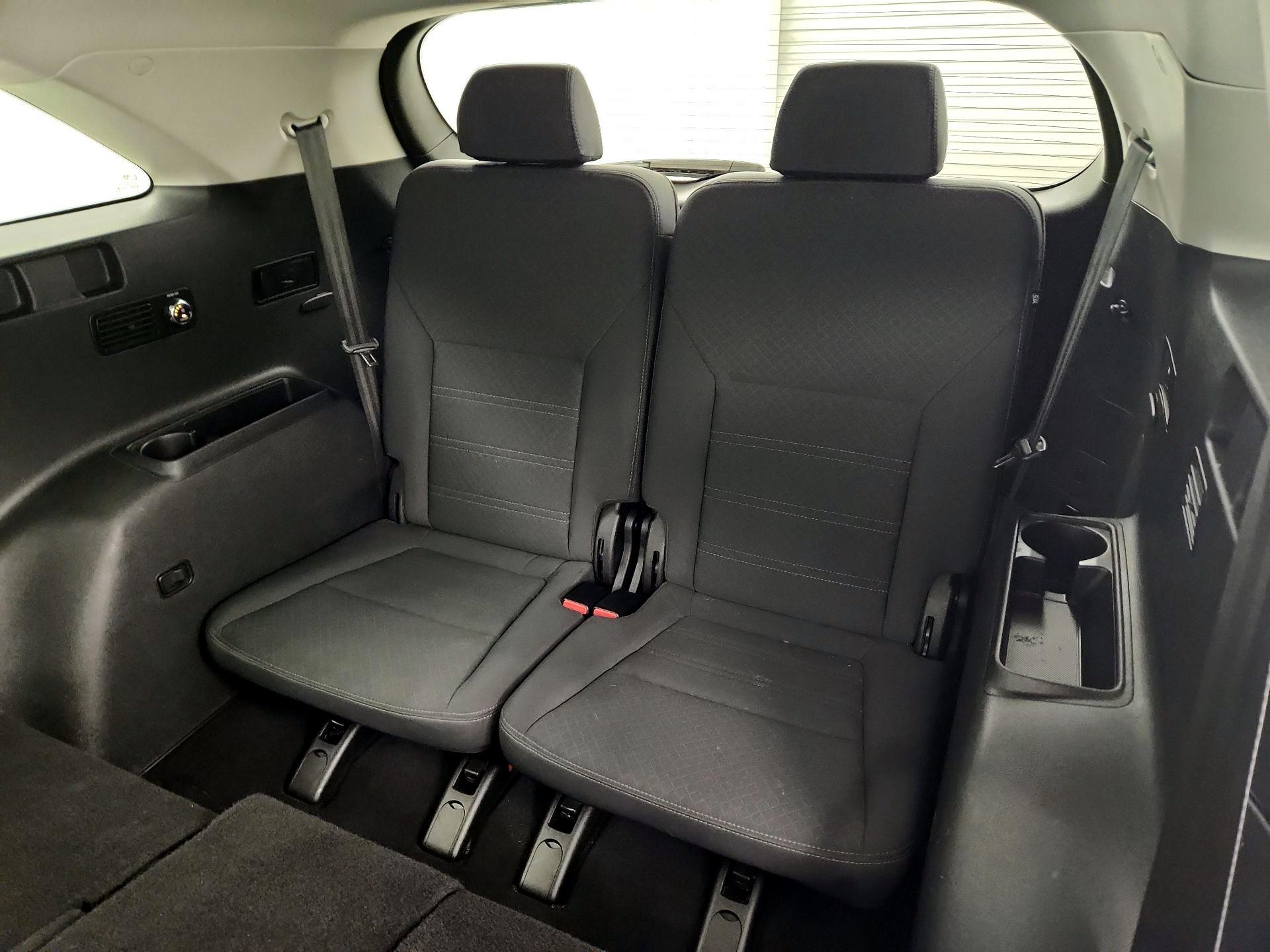 Thumbnail: 2019 Kia Sorento - 20