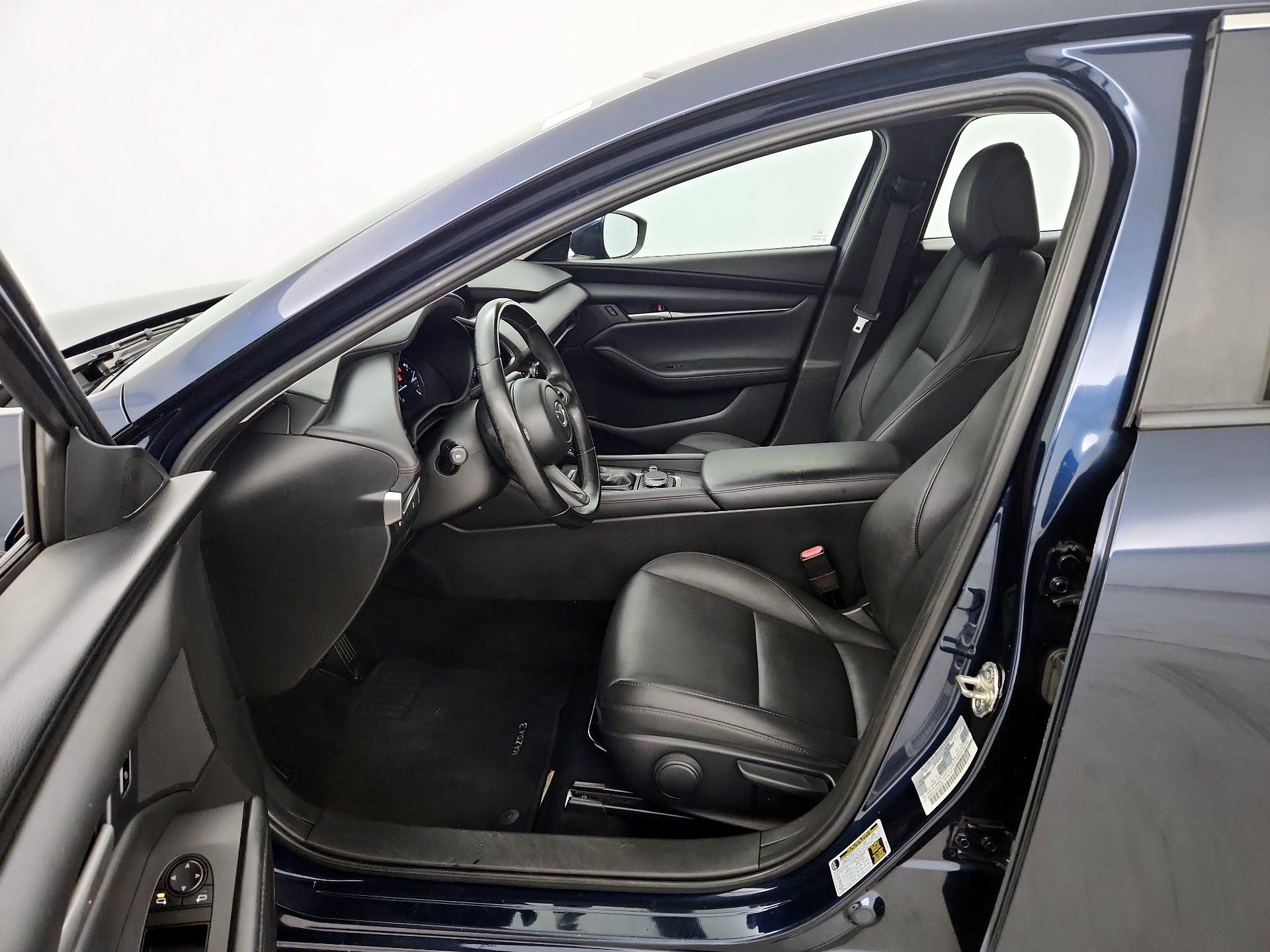 Thumbnail: 2020 Mazda Mazda3 - 11