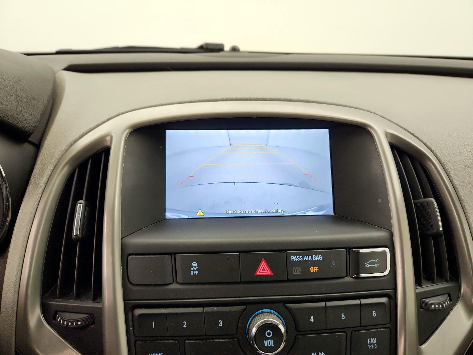 Thumbnail: 2016 Buick Verano - 14