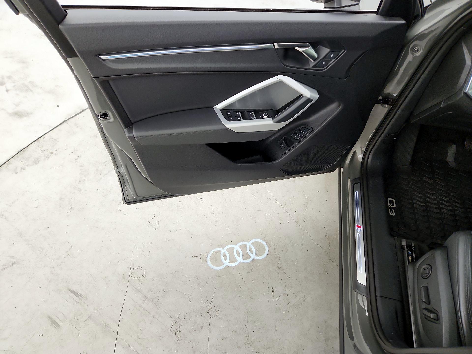 Thumbnail: 2023 Audi Q3 - 12