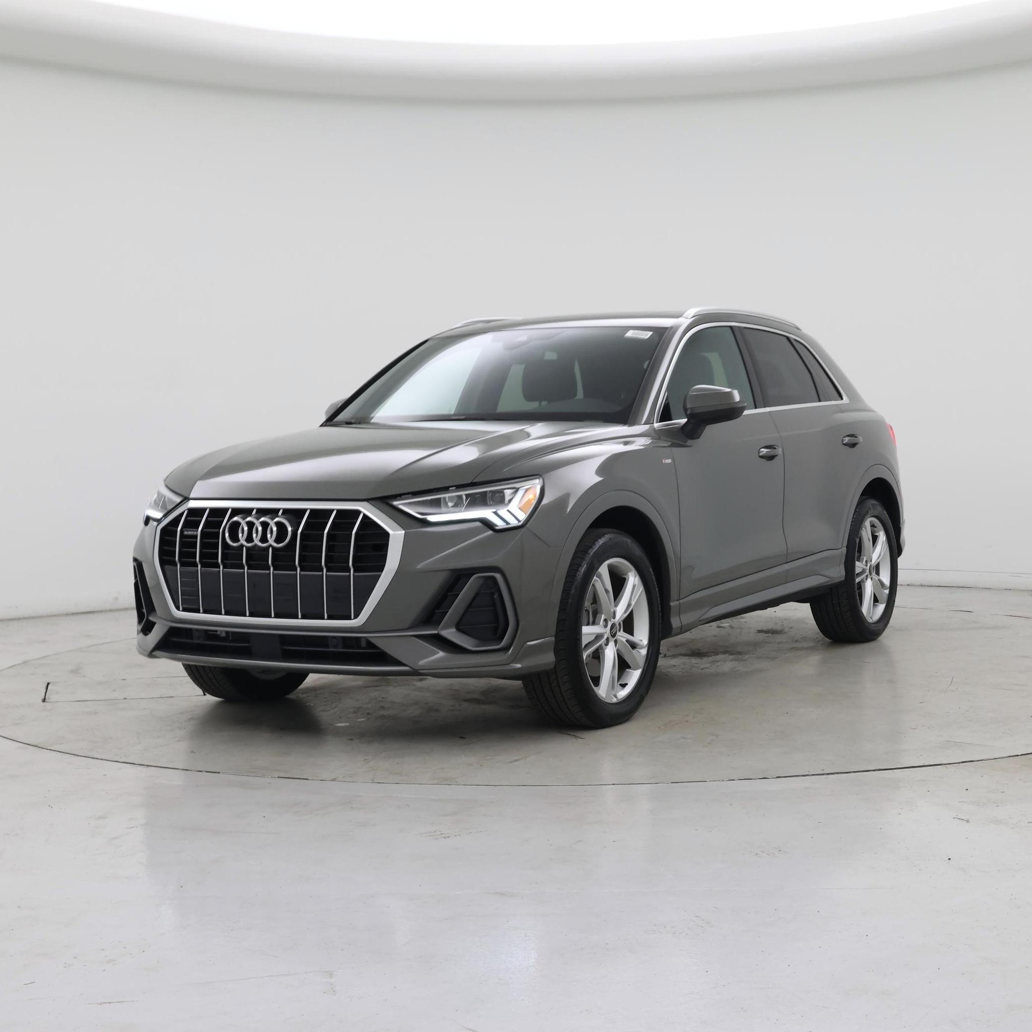 Thumbnail: 2023 Audi Q3 - 4