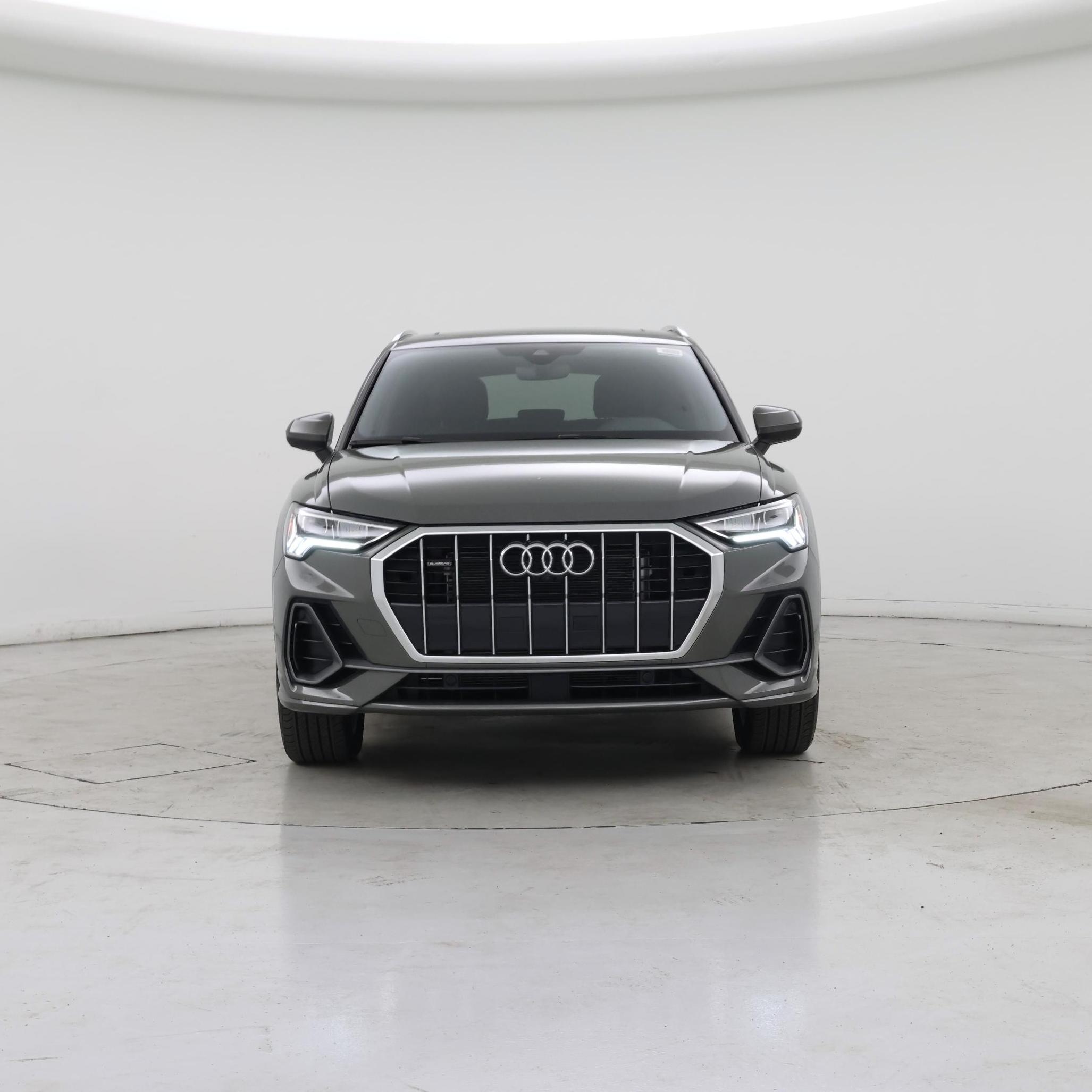 Thumbnail: 2023 Audi Q3 - 5