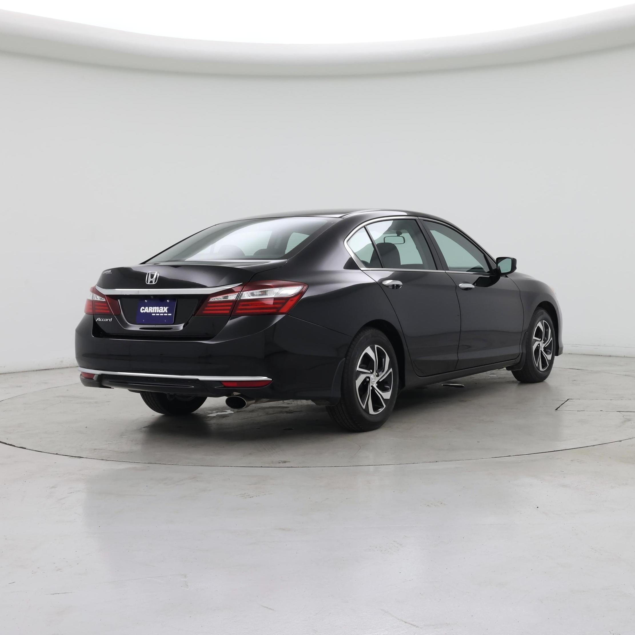 Thumbnail: 2016 Honda Accord - 8