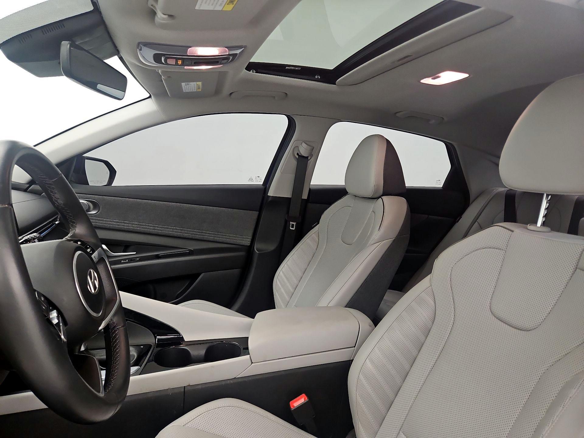 Thumbnail: 2024 Hyundai Elantra - 20