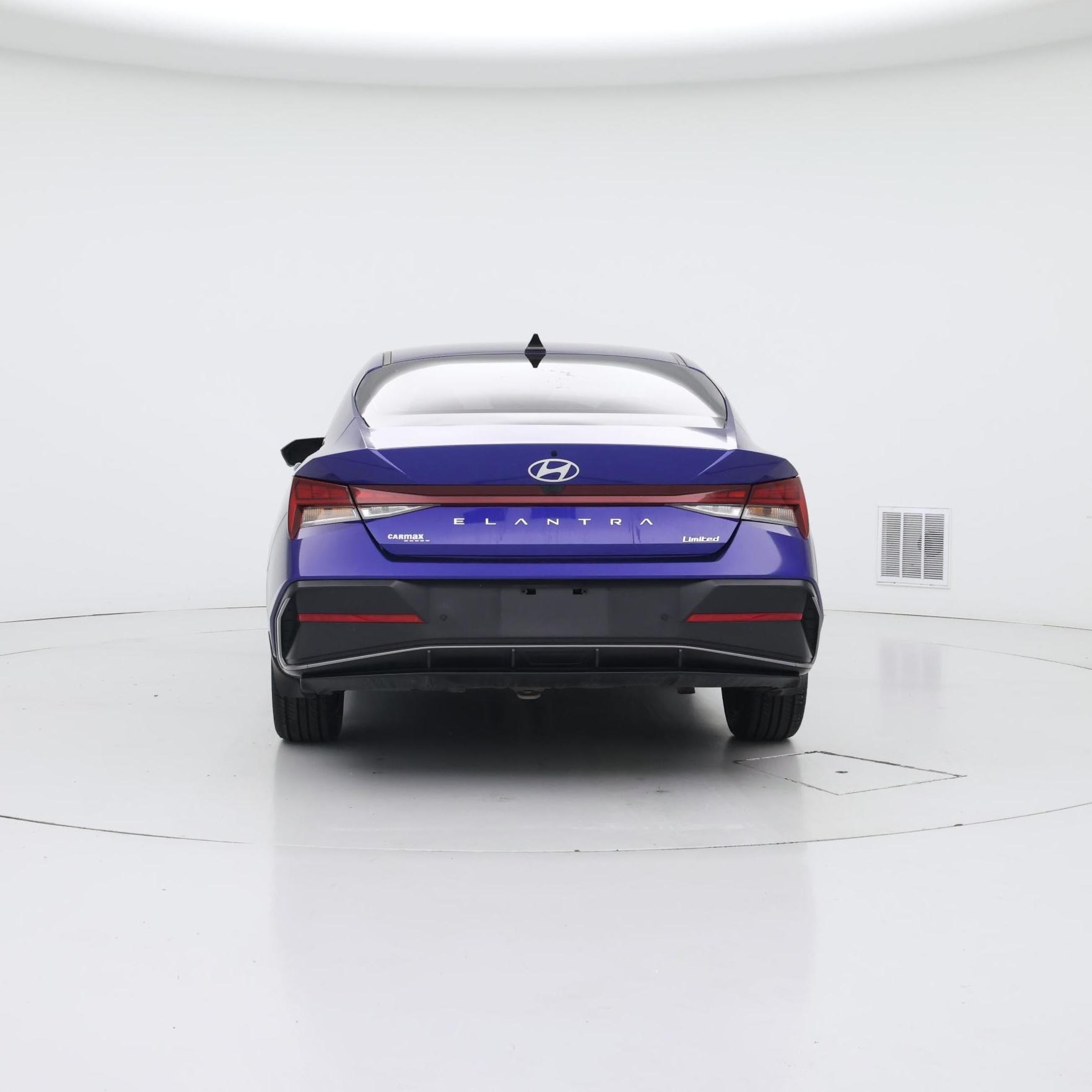 Thumbnail: 2024 Hyundai Elantra - 6