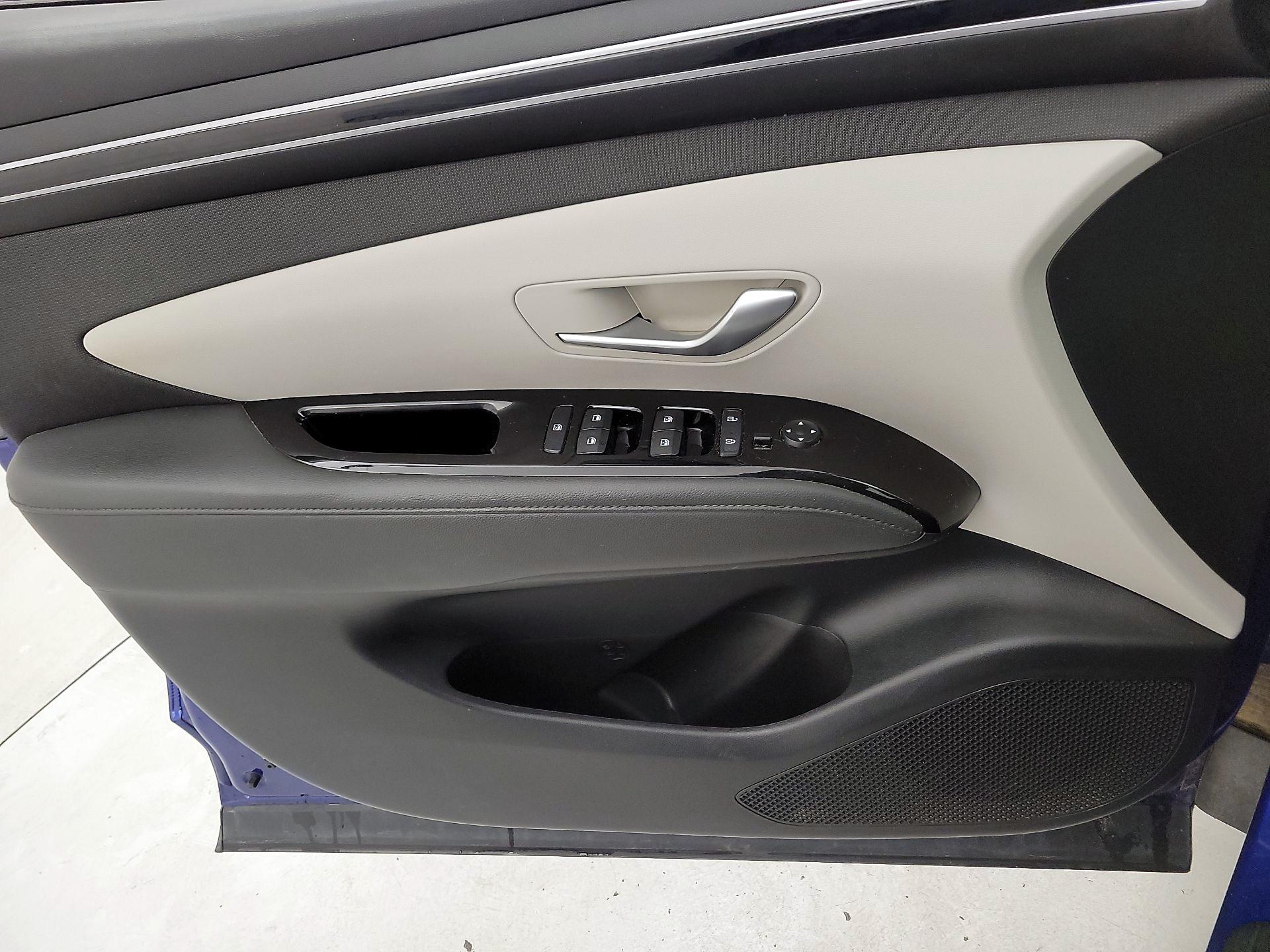 Thumbnail: 2022 Hyundai Tucson - 12