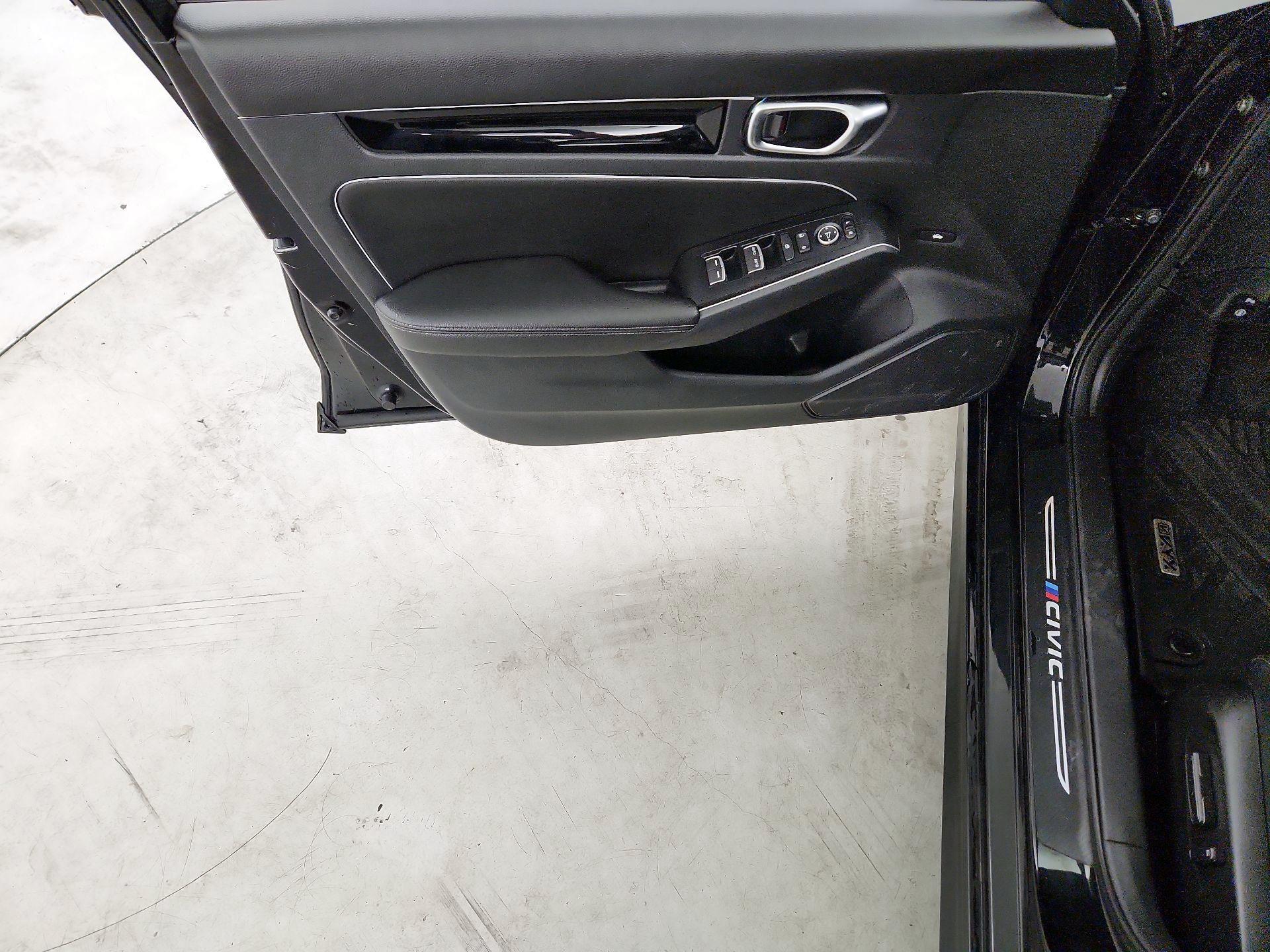 Thumbnail: 2024 Honda Civic - 12